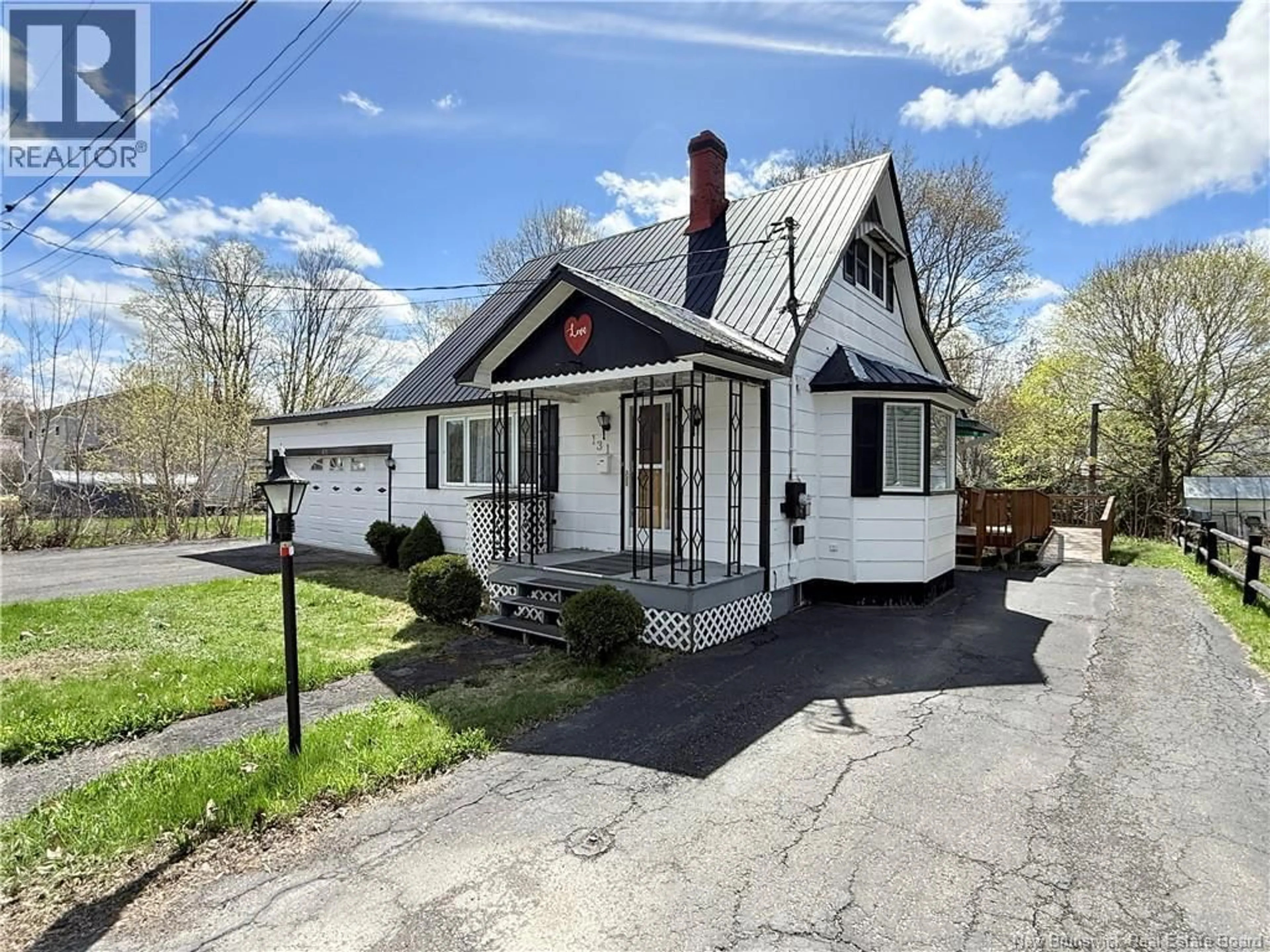 Unknown for 131 ST JOHN STREET, Woodstock New Brunswick E7M2V2