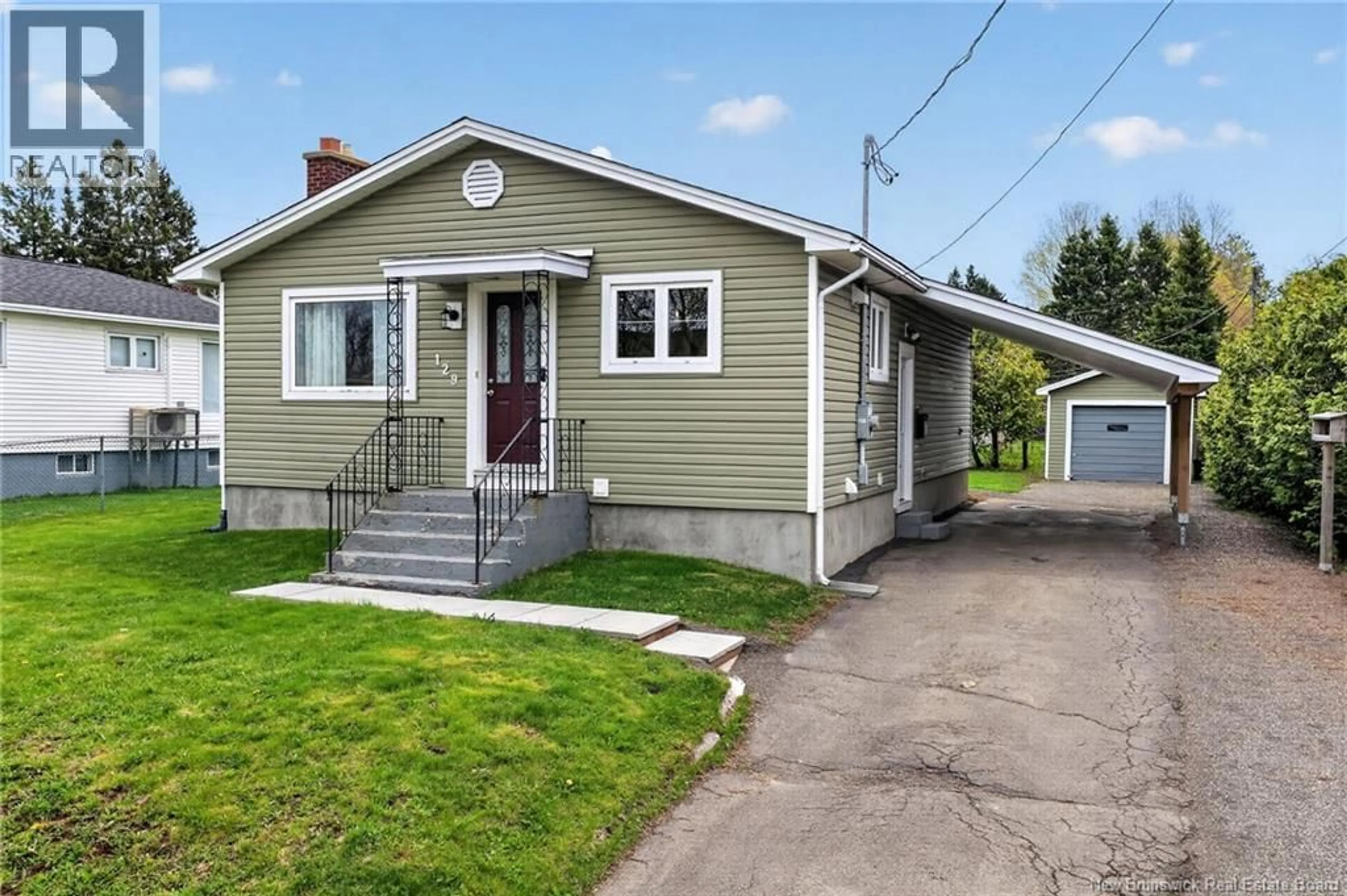 Home with vinyl exterior material, street for 129 DRUMMOND, Moncton New Brunswick E1A2Z5