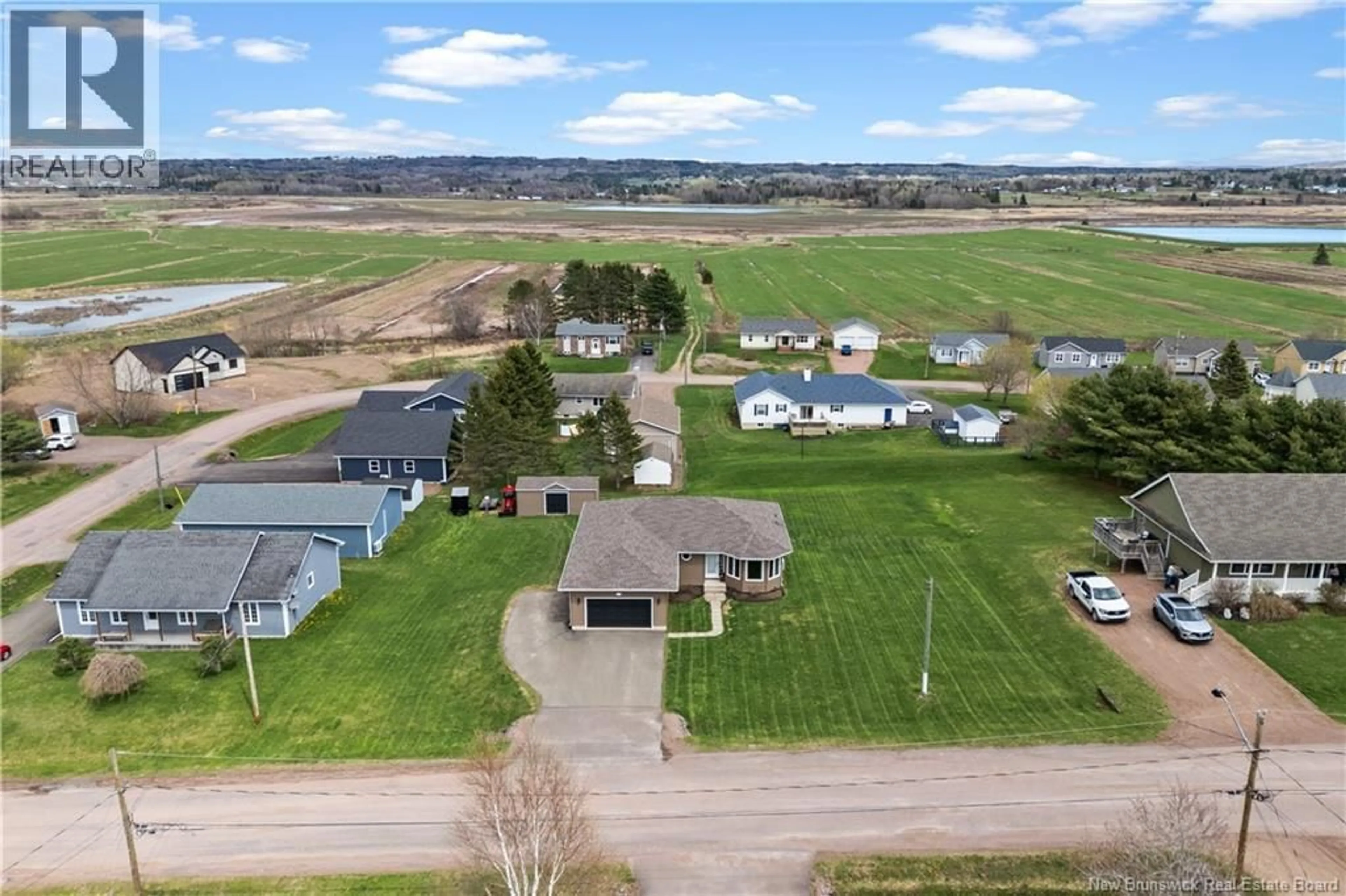 A pic from outside/outdoor area/front of a property/back of a property/a pic from drone, water/lake/river/ocean view for 120 ALOUETTE, Memramcook New Brunswick E4K1Z6