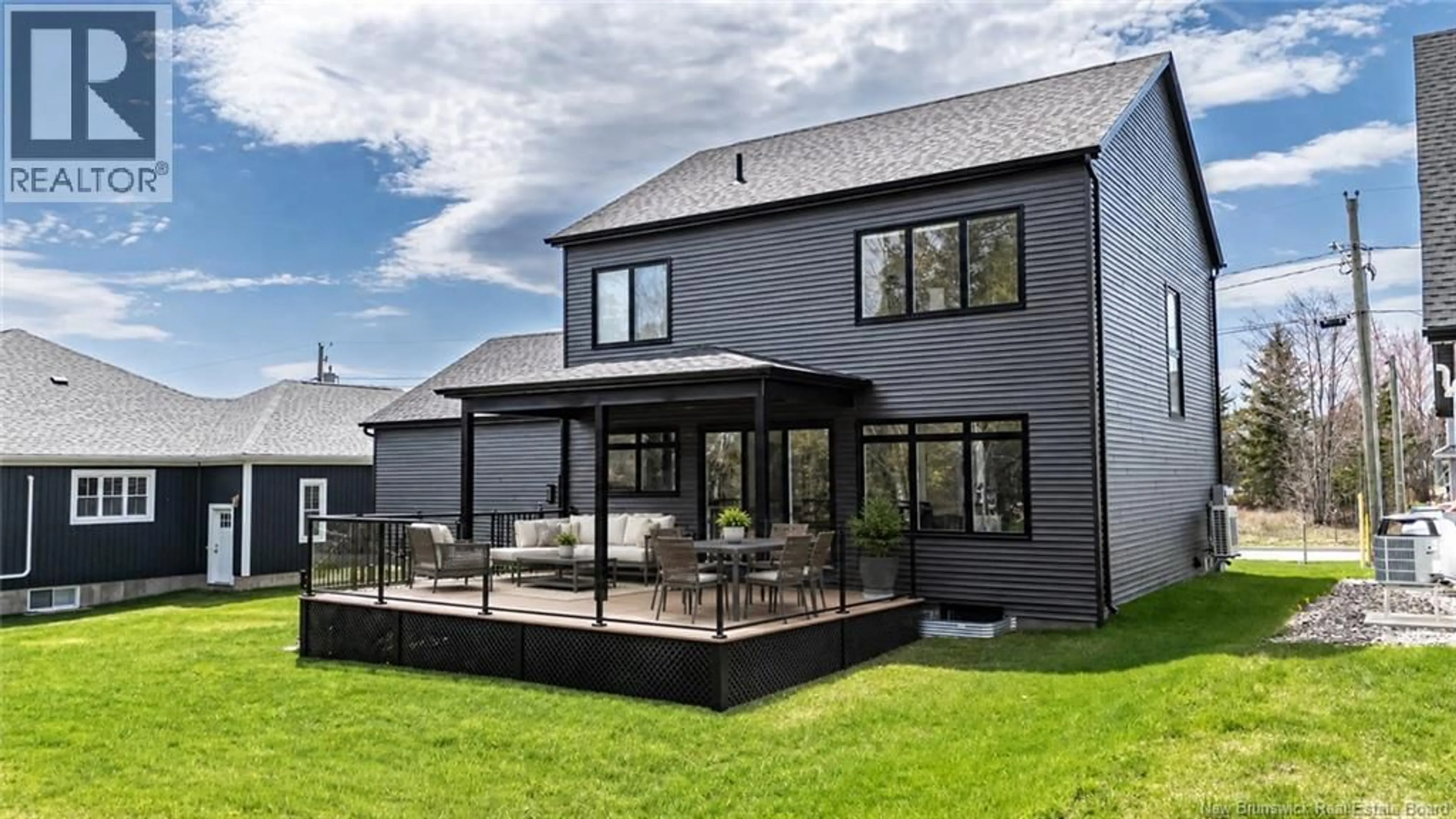 Home with vinyl exterior material, unknown for 41 BOXWOOD LANE, New Maryland New Brunswick E3C0R7