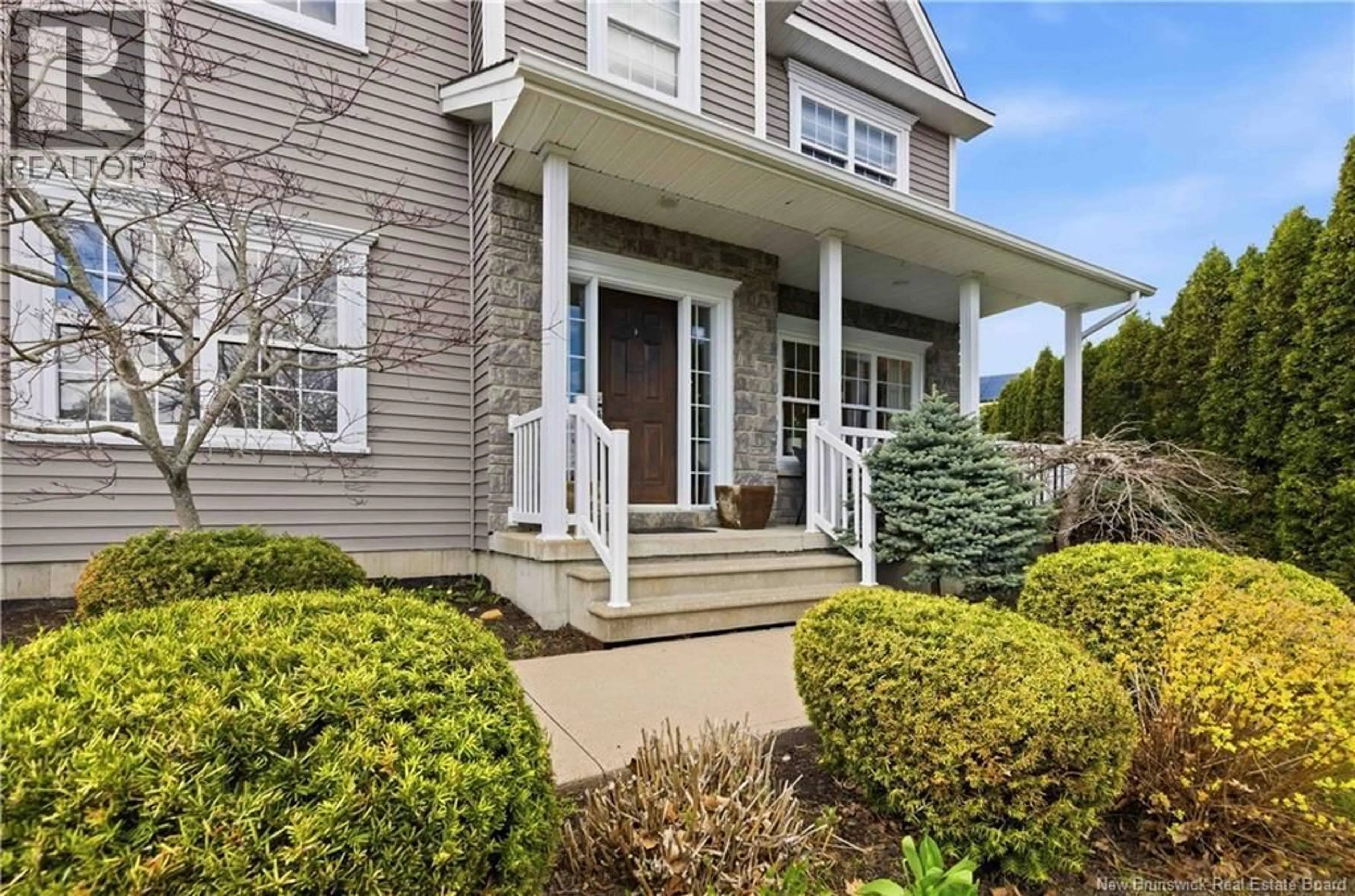 Home with vinyl exterior material, street for 72 JACKSTRAW COURT, Fredericton New Brunswick E3B0L3
