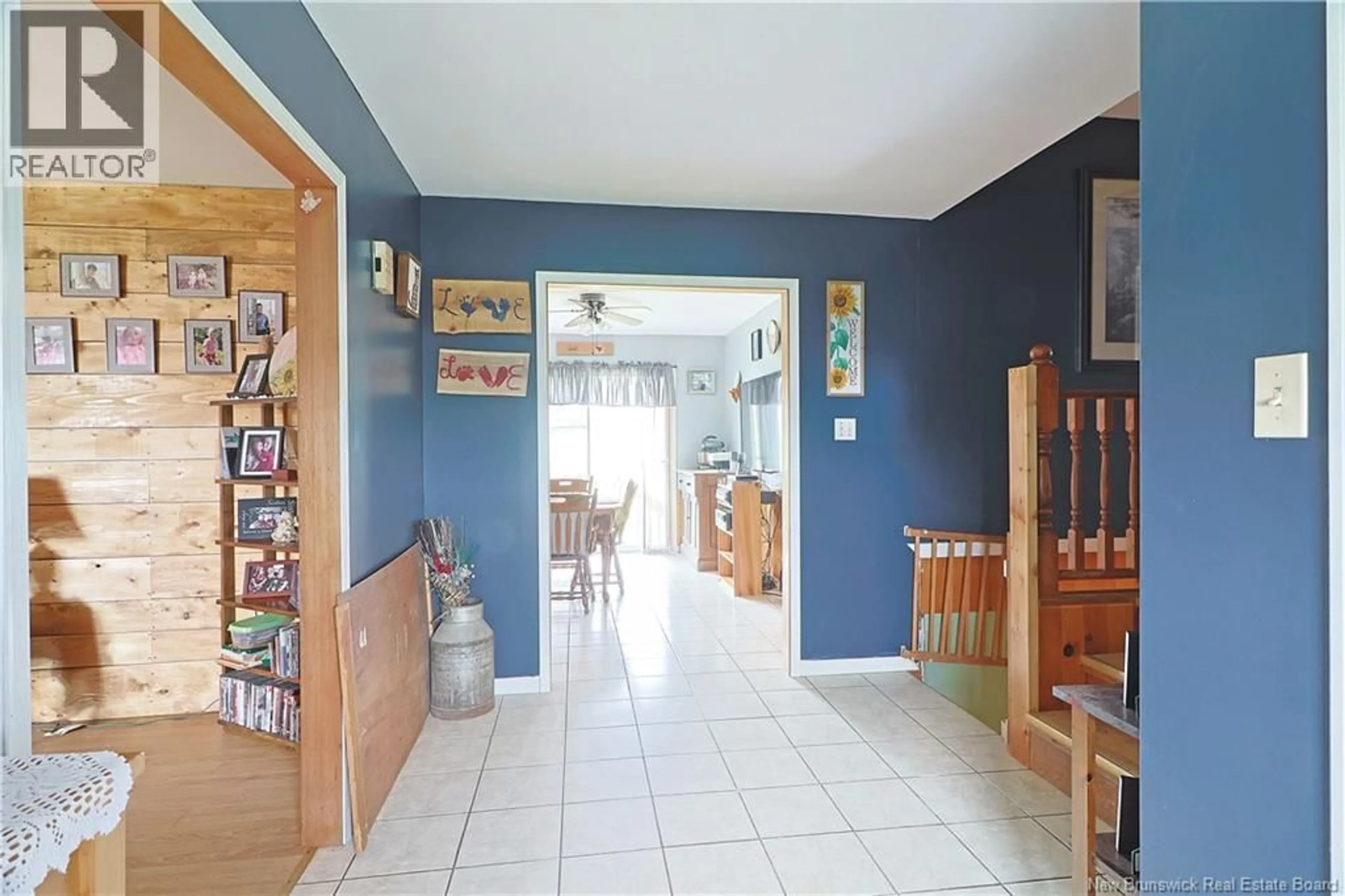Indoor foyer for 989 ROUTE 605, Maple Ridge New Brunswick E6E1W7