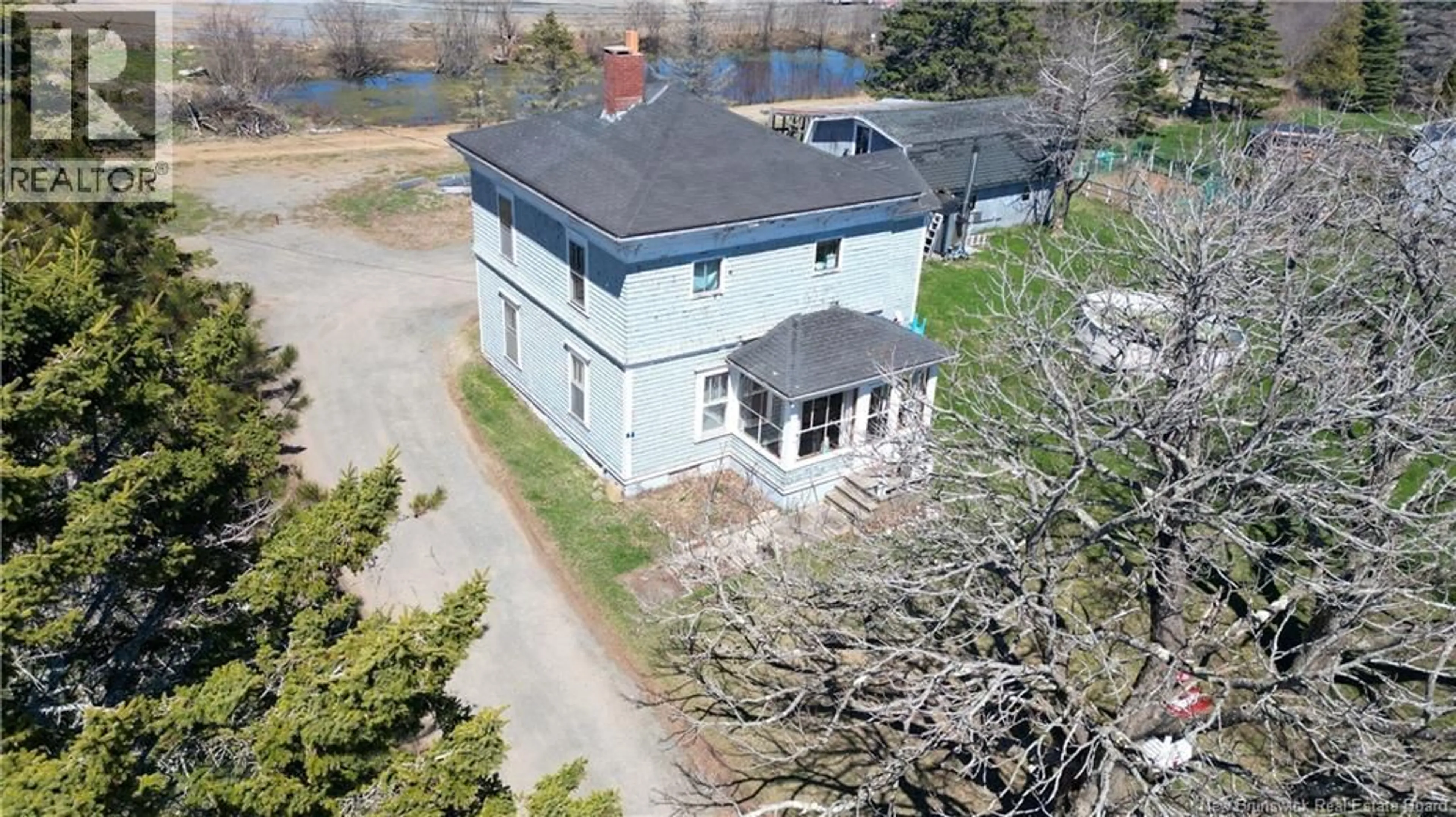 A pic from outside/outdoor area/front of a property/back of a property/a pic from drone, building for 9 HARVEY LANE, Grand Manan Island New Brunswick E5G2E7