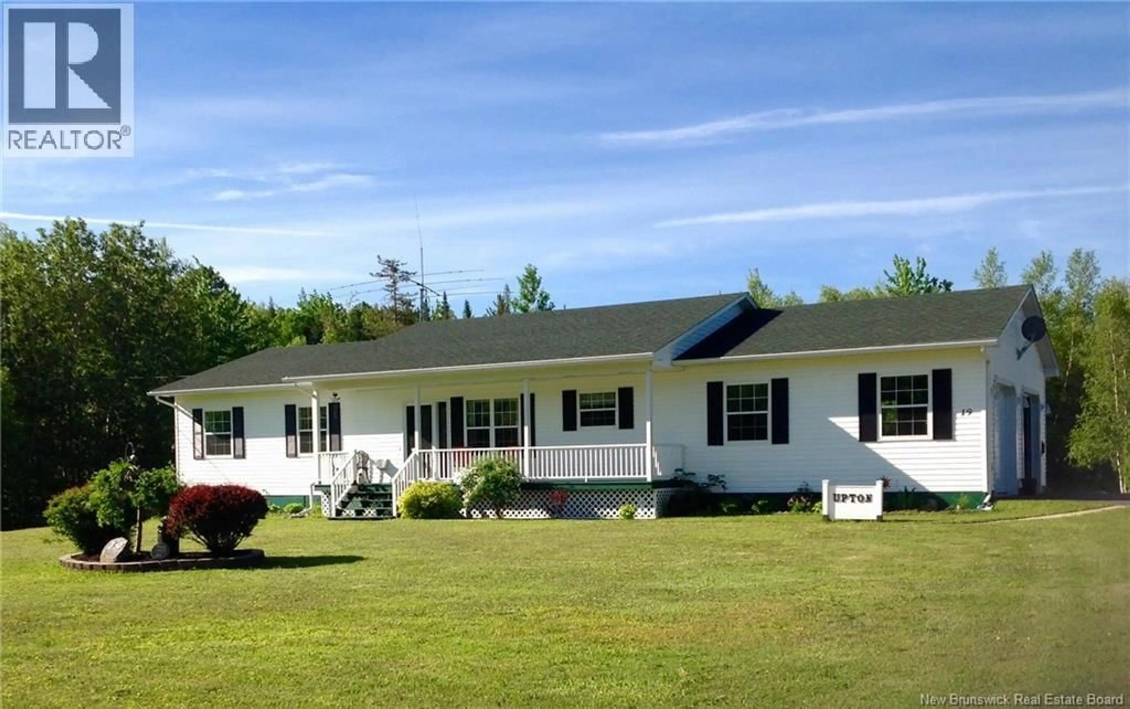Home with vinyl exterior material, unknown for 19 APPLE LANE, Keswick Ridge New Brunswick E6L1P5