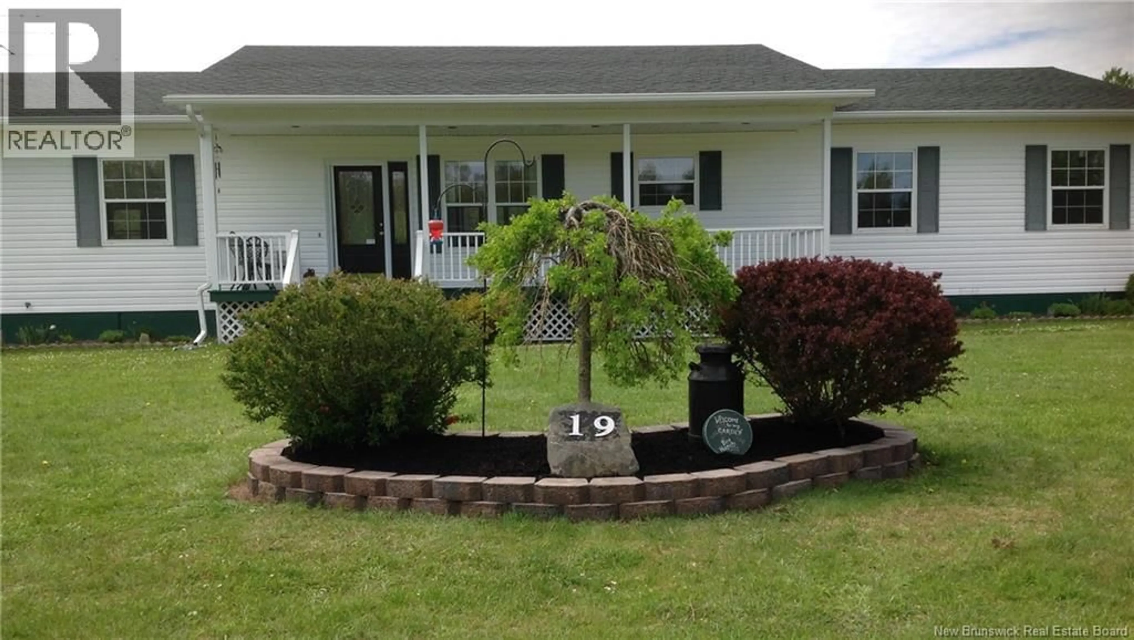 Home with vinyl exterior material, unknown for 19 APPLE LANE, Keswick Ridge New Brunswick E6L1P5