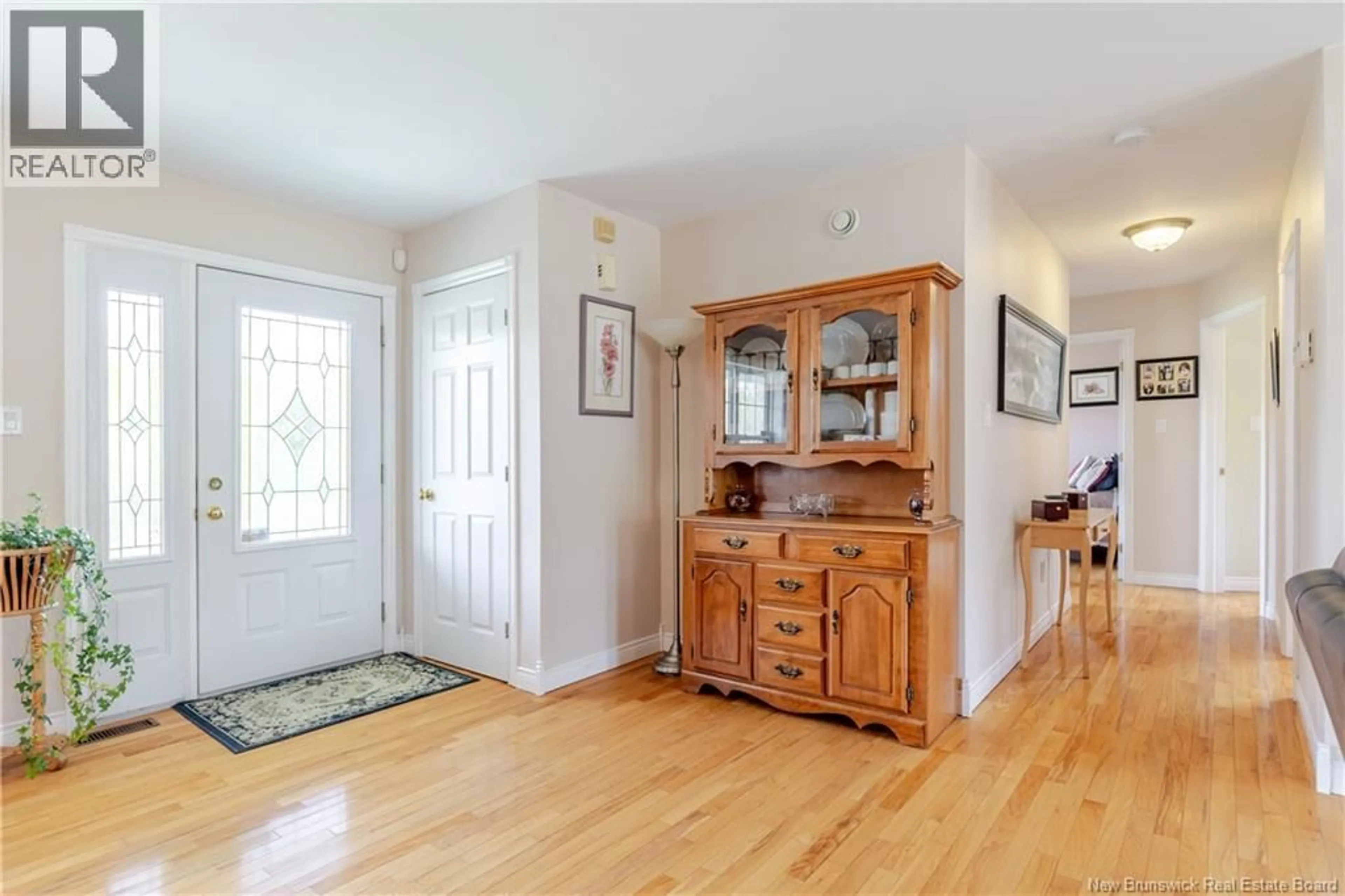 Indoor entryway for 19 APPLE LANE, Keswick Ridge New Brunswick E6L1P5