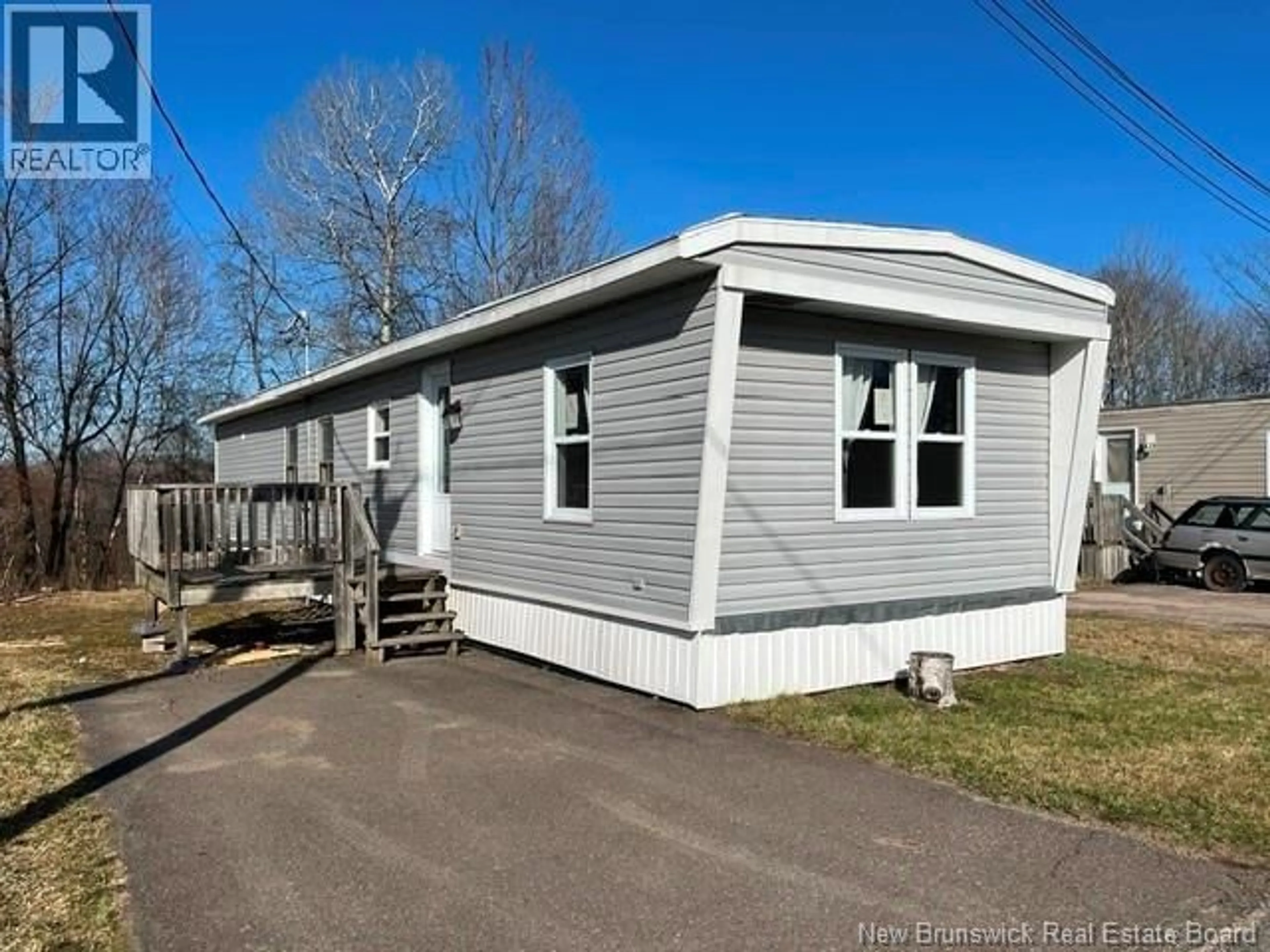 Home with vinyl exterior material, street for 16 CANVAS BACK WAY, Lincoln New Brunswick E3B7E9