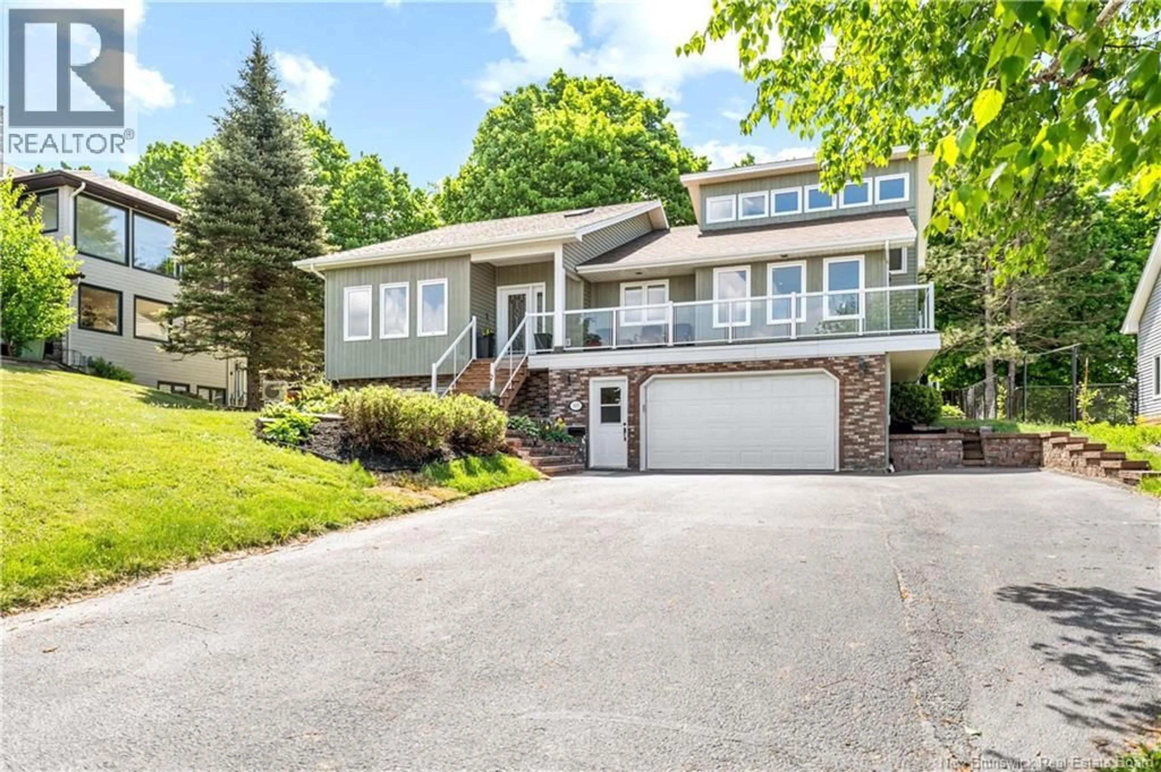 Home with vinyl exterior material, unknown for 305 LAVOIE STREET, Dieppe New Brunswick E1A6R8