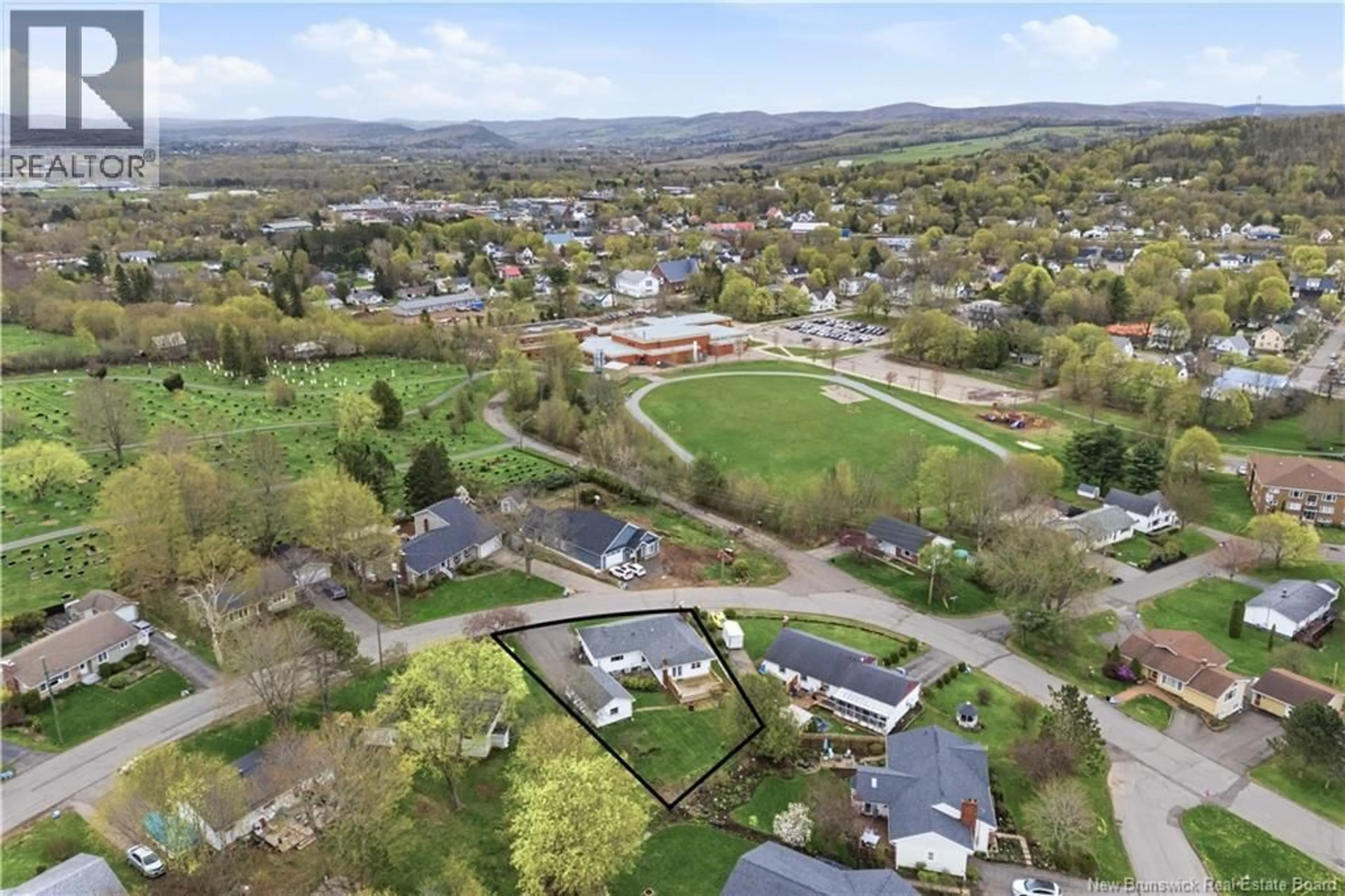 A pic from outside/outdoor area/front of a property/back of a property/a pic from drone, mountain view for 39 HILLSIDE CRESCENT, Sussex New Brunswick E4E1C4