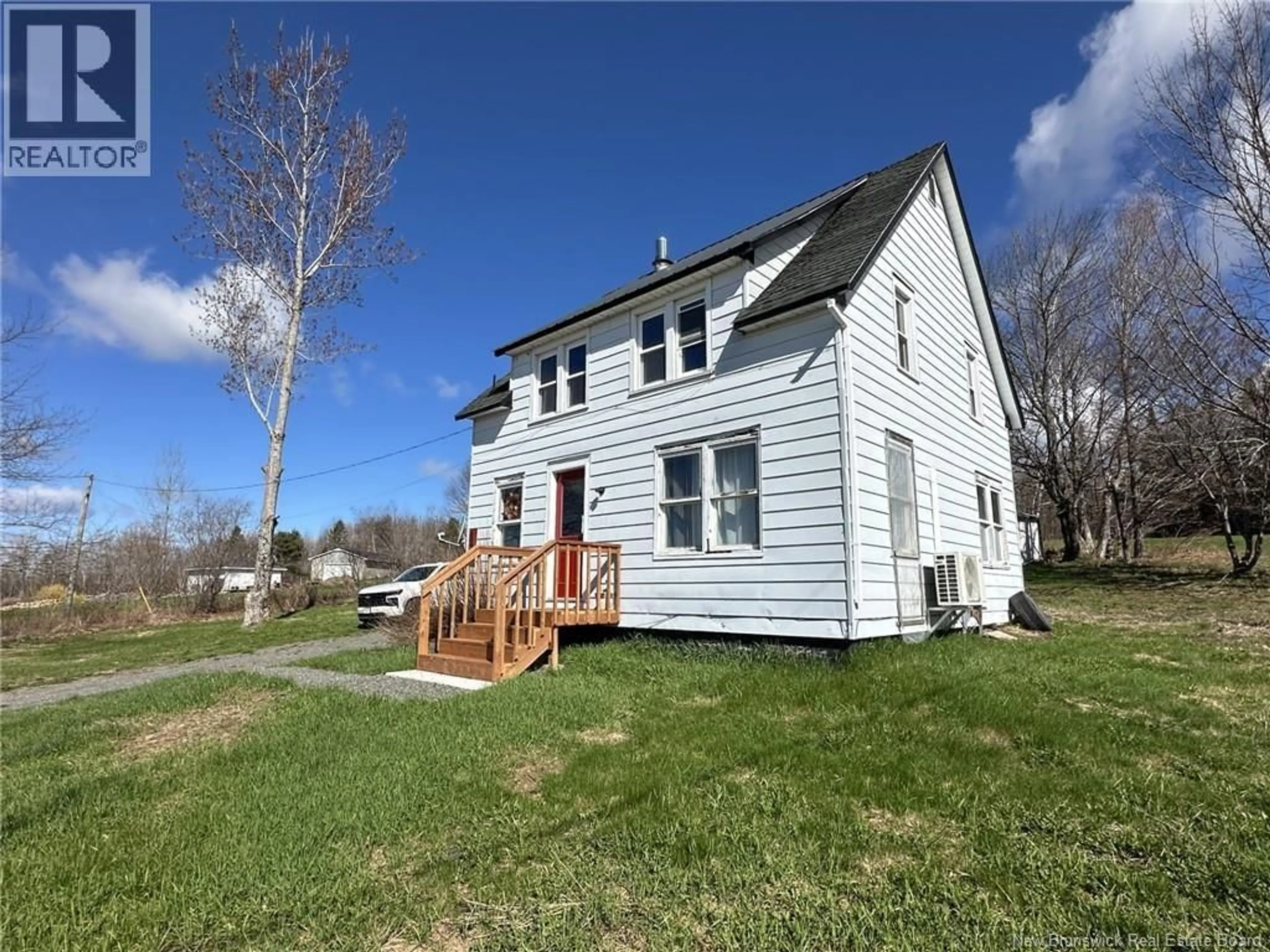 Home with vinyl exterior material, unknown for 3224 ROUTE 104, Upper Hainesville New Brunswick E6E1J4