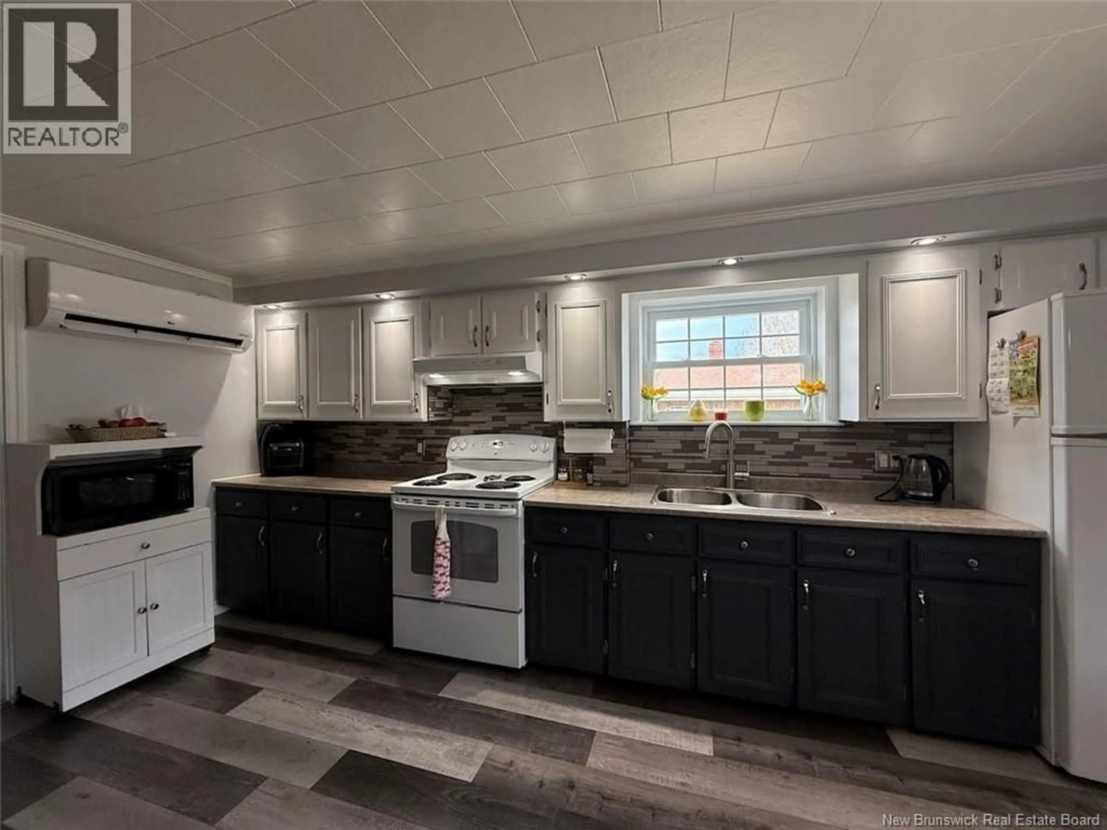 Unknown for 18 DES ERABLES AVENUE, Clair New Brunswick E7A2B5