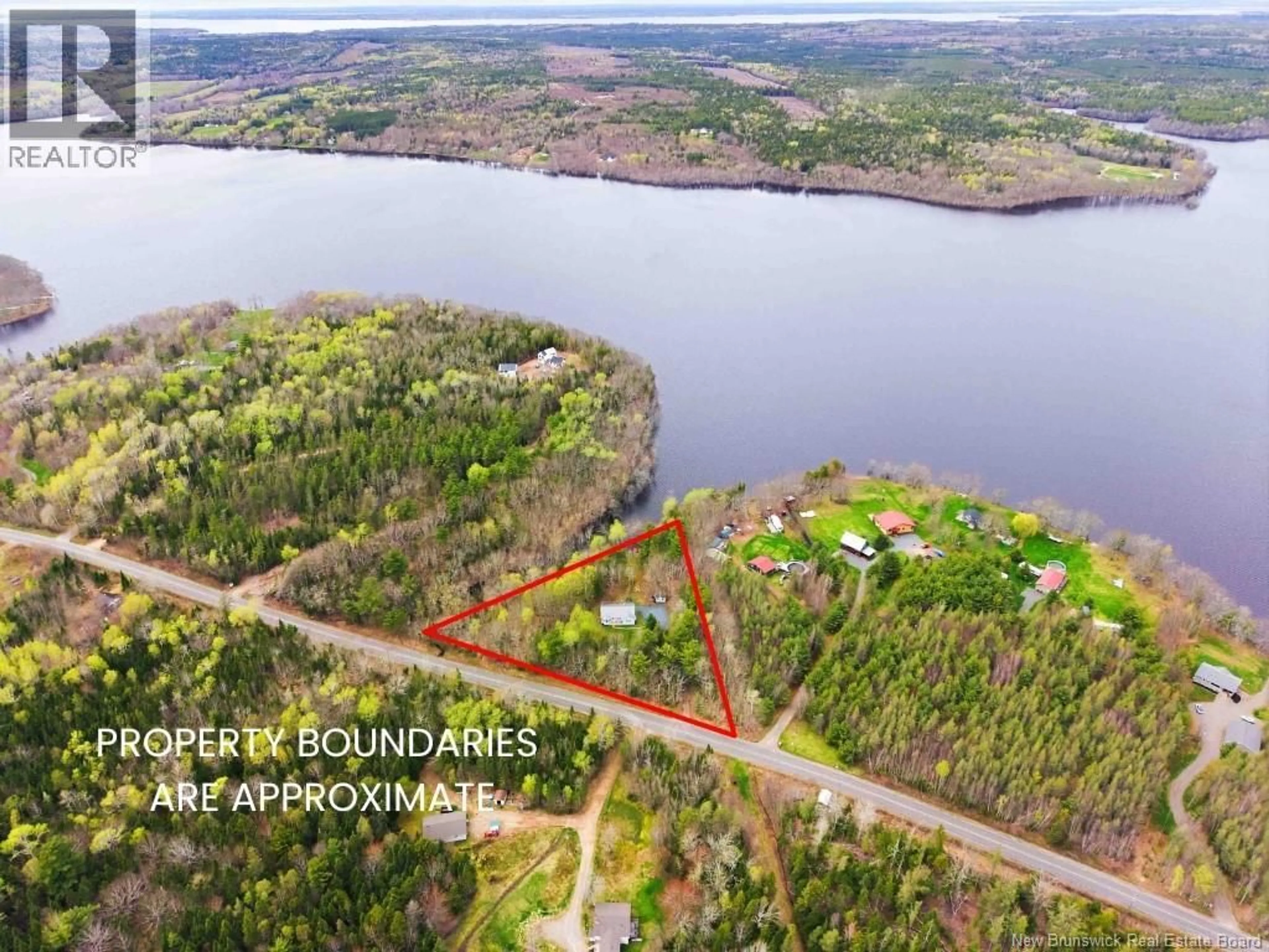A pic from outside/outdoor area/front of a property/back of a property/a pic from drone, water/lake/river/ocean view for 1112 SCENIC NARROWS BOULEVARD, Cambridge-Narrows New Brunswick E4C2N2
