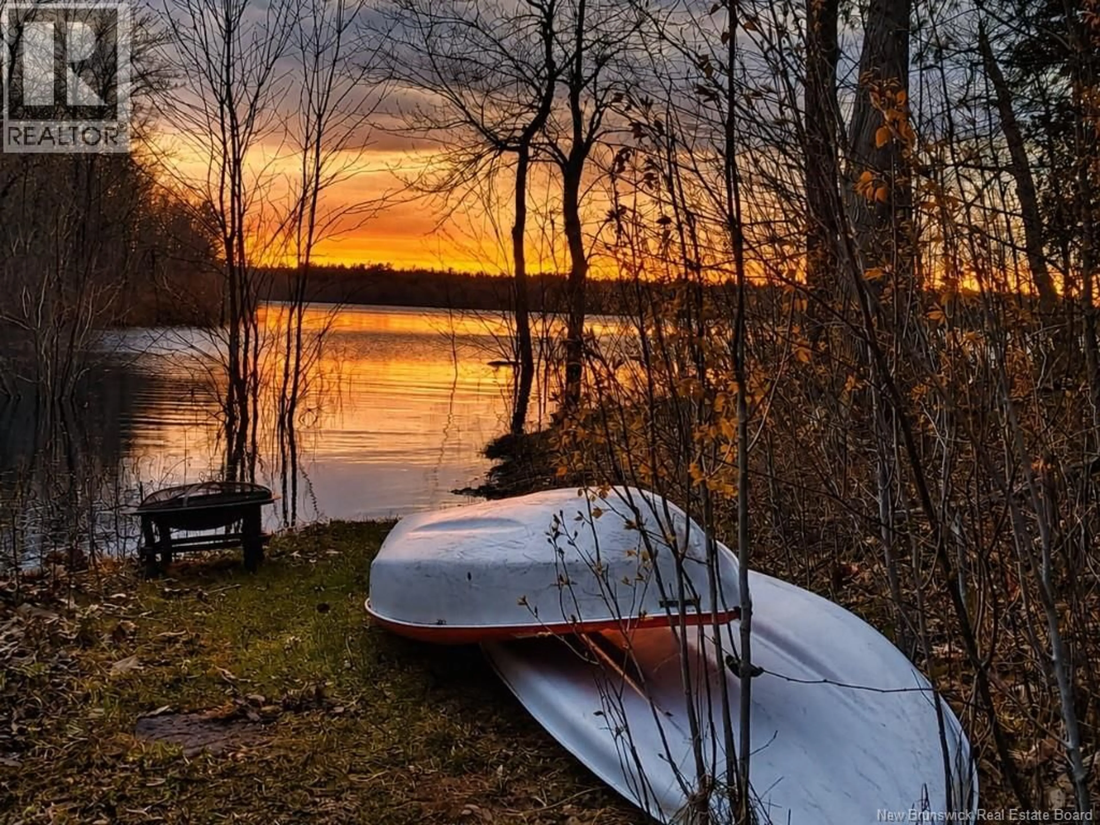 Patio, water/lake/river/ocean view for 1112 SCENIC NARROWS BOULEVARD, Cambridge-Narrows New Brunswick E4C2N2