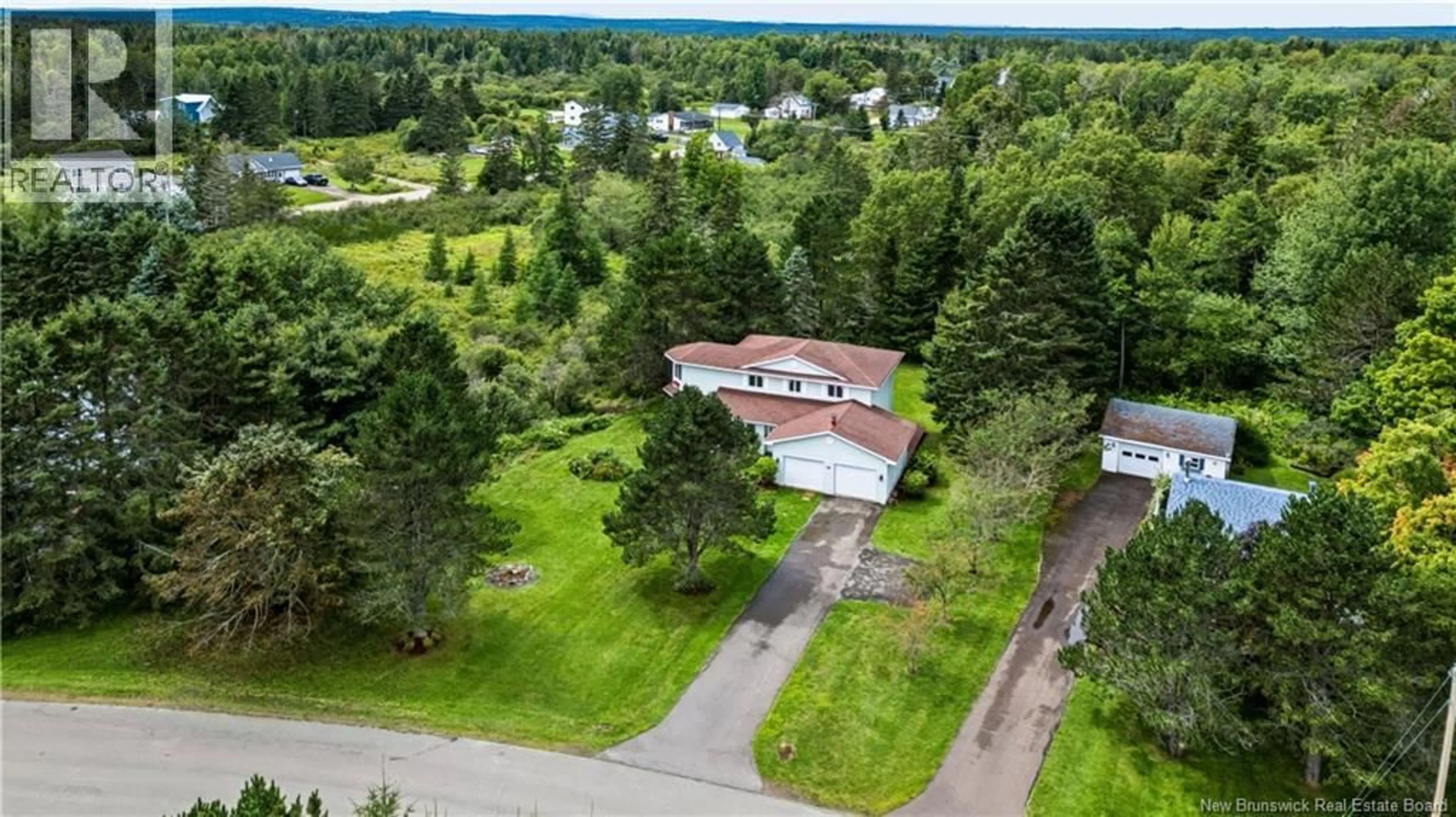 A pic from outside/outdoor area/front of a property/back of a property/a pic from drone, unknown for 44 WEST AVENUE, Sackville New Brunswick E4L4P1