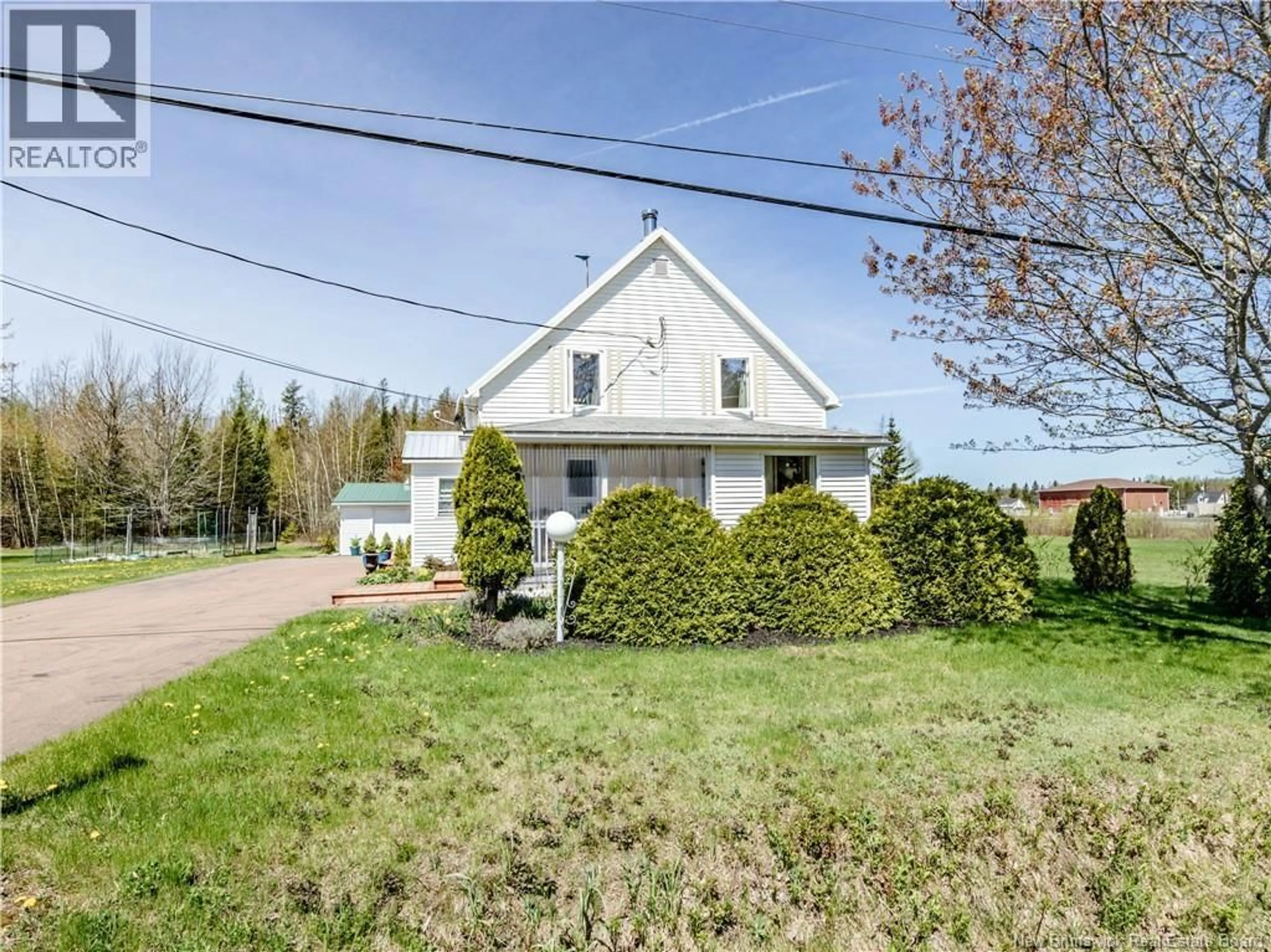 A pic from outside/outdoor area/front of a property/back of a property/a pic from drone, street for 1791 CHEMIN DE LA PRAIRIE, Richiboucto-Village New Brunswick E4W1G9