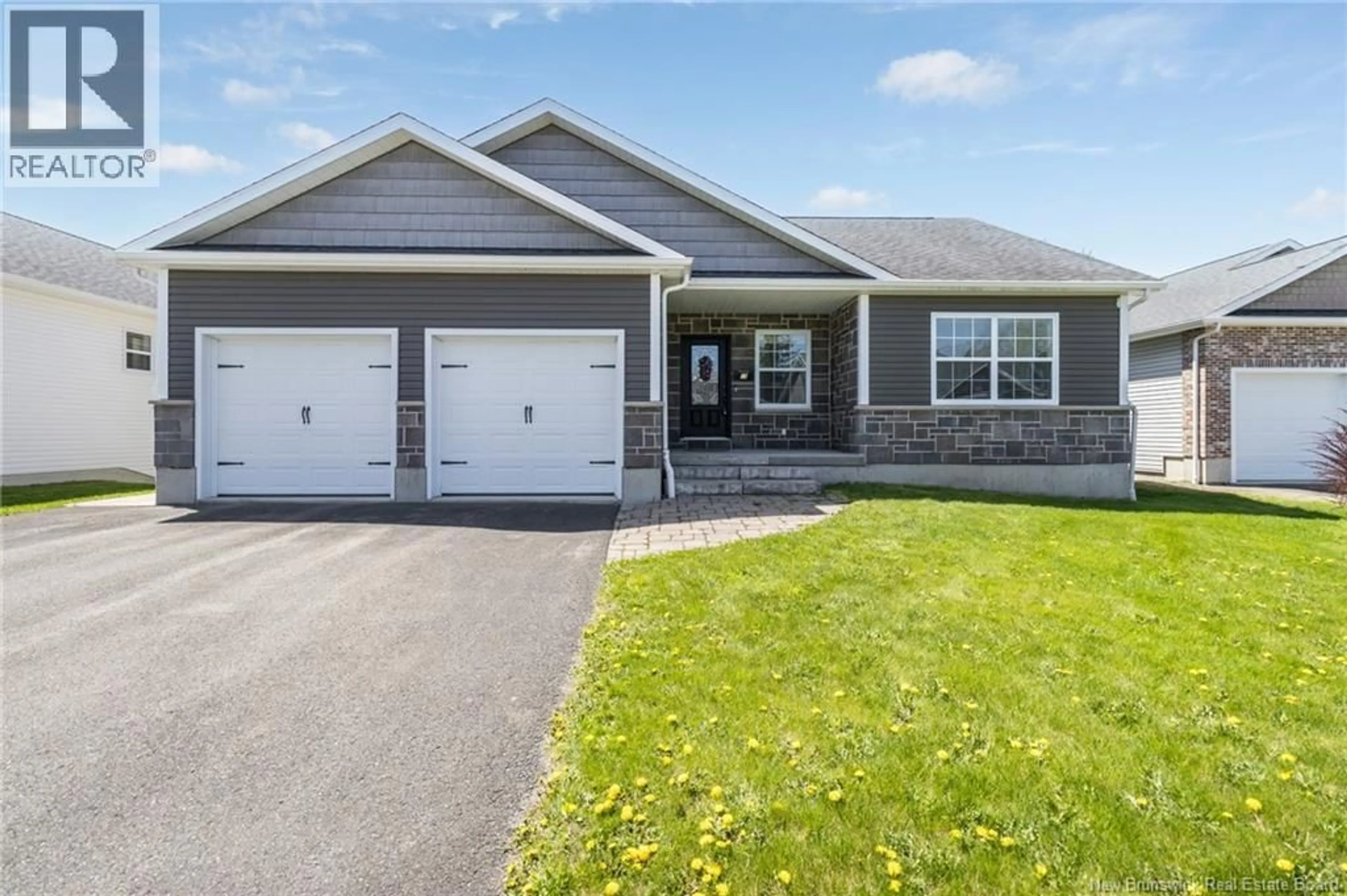 Home with vinyl exterior material, street for 18 BRIAR BROOK PLACE, Fredericton New Brunswick E3A3N1