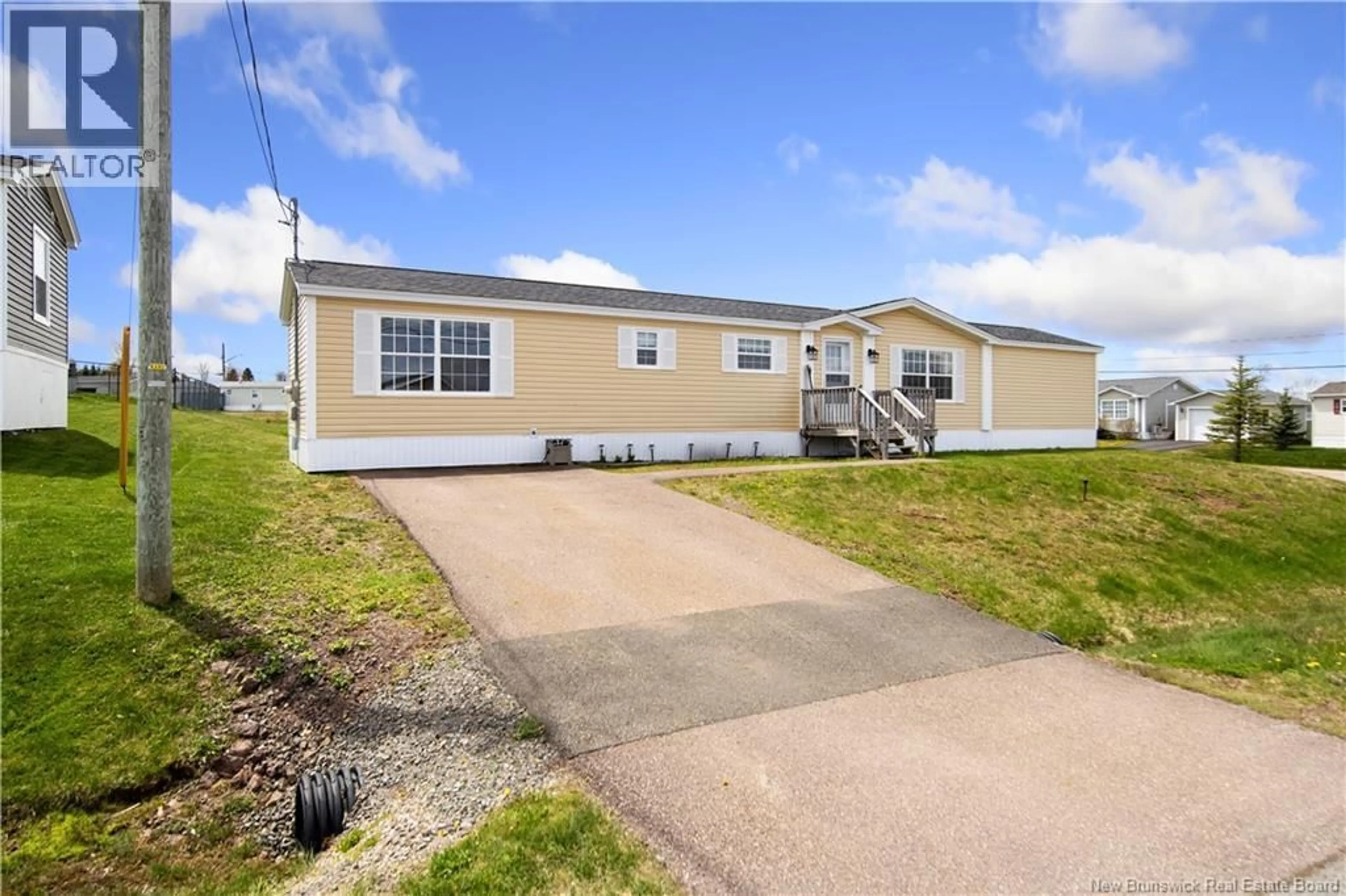 Home with vinyl exterior material, water/lake/river/ocean view for 4 BRIDGEPORT LANE, Riverview New Brunswick E1B0C7