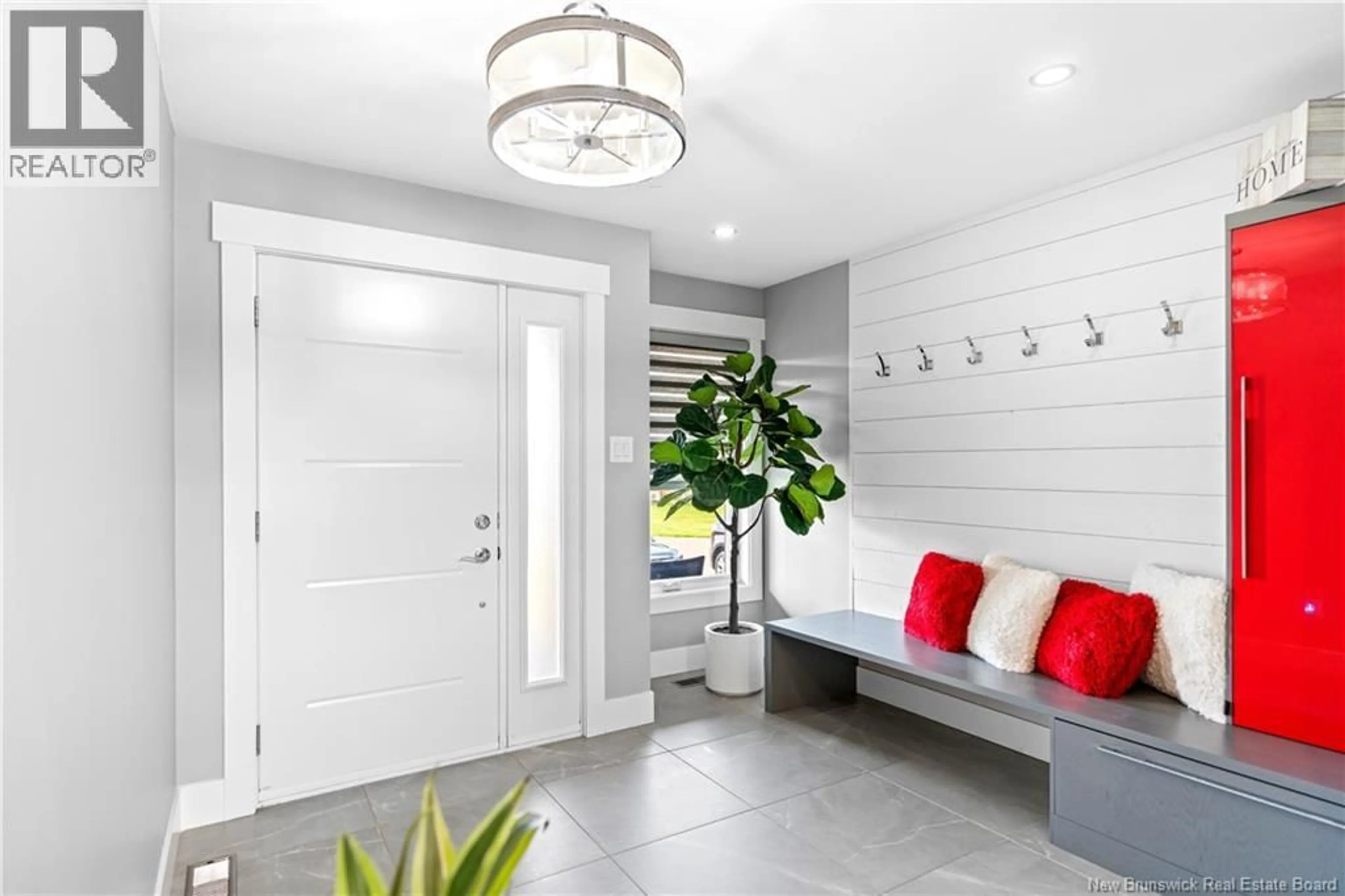 Indoor entryway for 37 LAFORGE STREET, Shediac New Brunswick E4P0J9