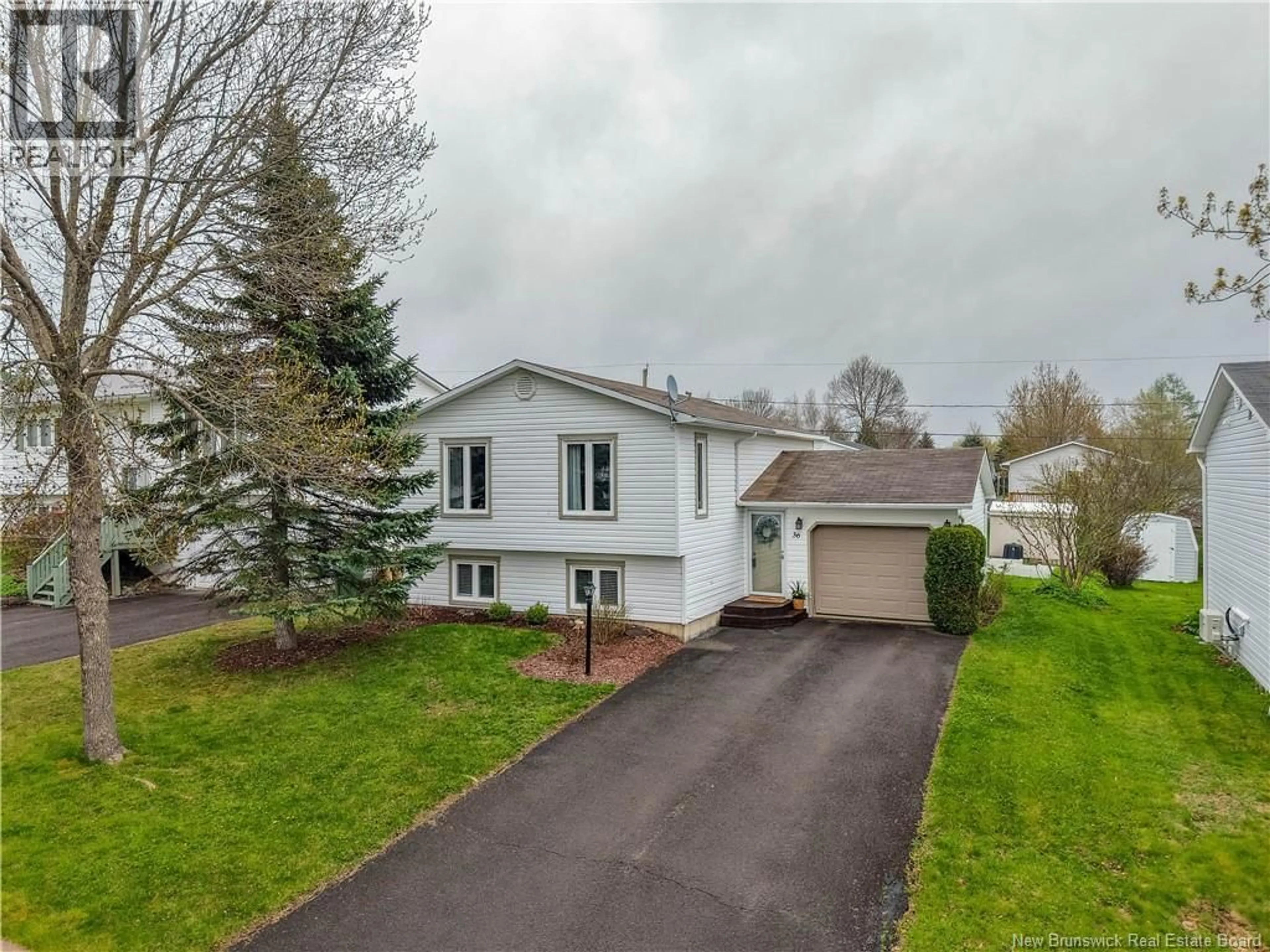 A pic from outside/outdoor area/front of a property/back of a property/a pic from drone, street for 36 JAMES STREET, Fredericton New Brunswick E3A5V6