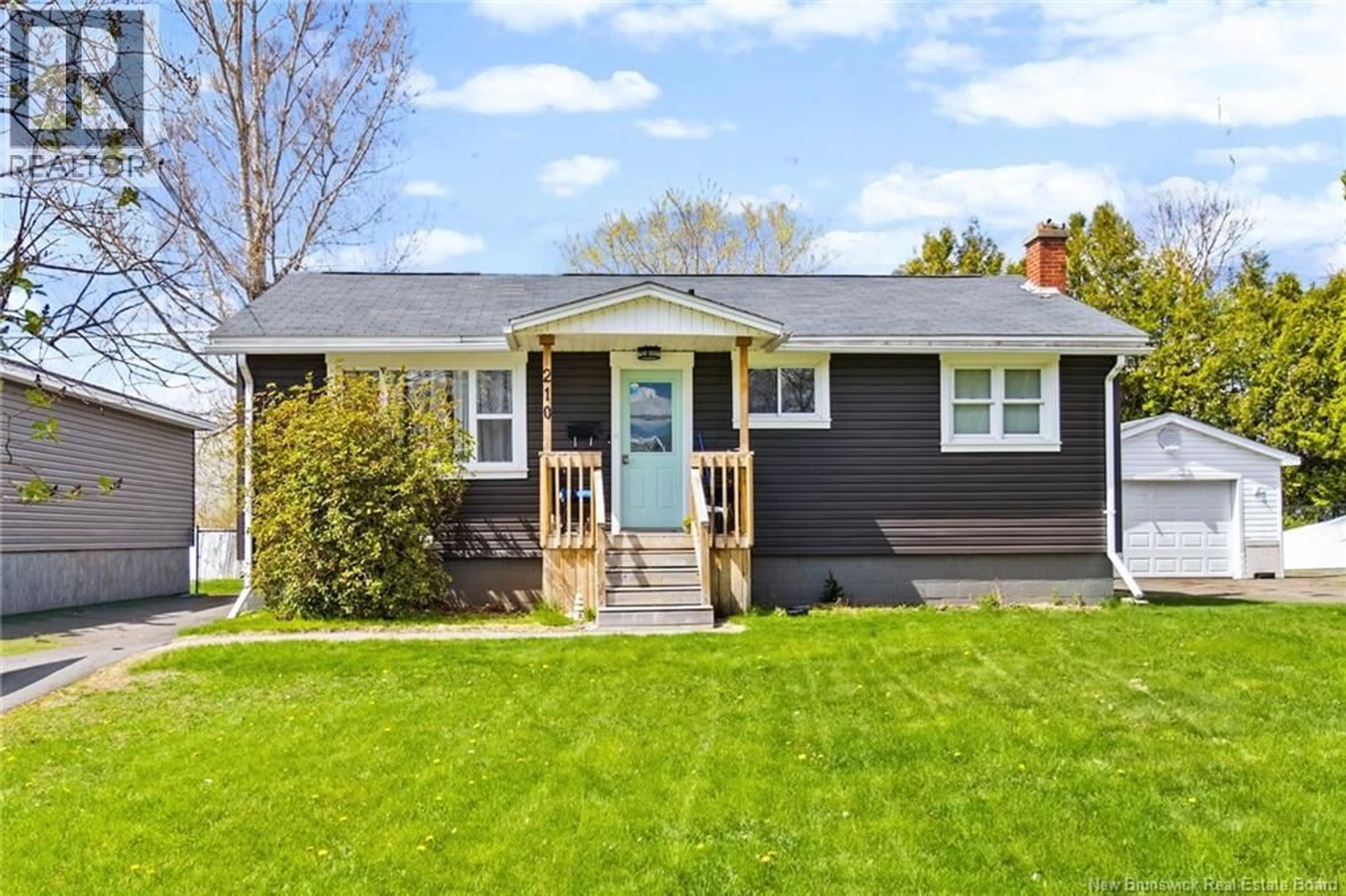 Home with vinyl exterior material, street for 210 MCNEILL AVENUE, Fredericton New Brunswick E3A1J6