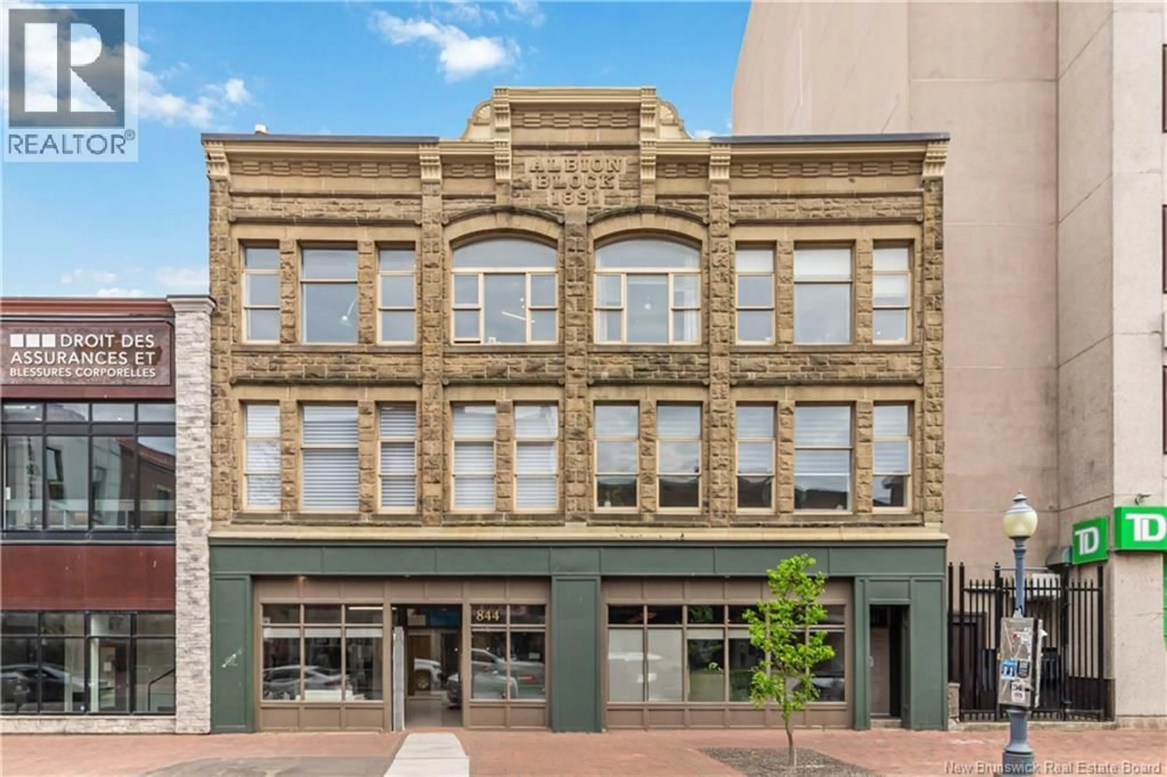 Home with brick exterior material, building for 302 - 850 MAIN STREET, Moncton New Brunswick E1C1G2