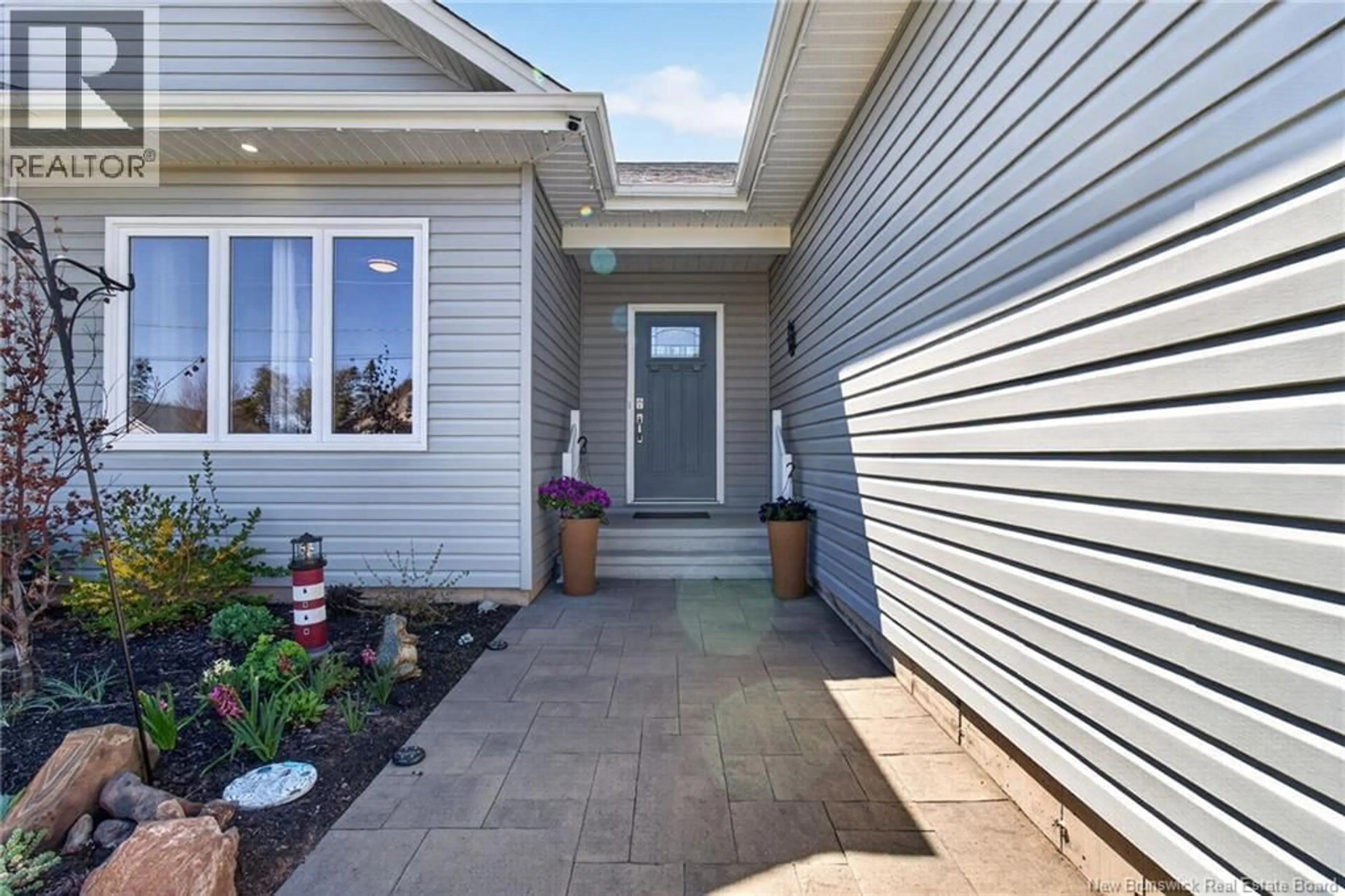 Home with vinyl exterior material, street for 195 ROSEBANK CRESCENT, Riverview New Brunswick E1B0R5