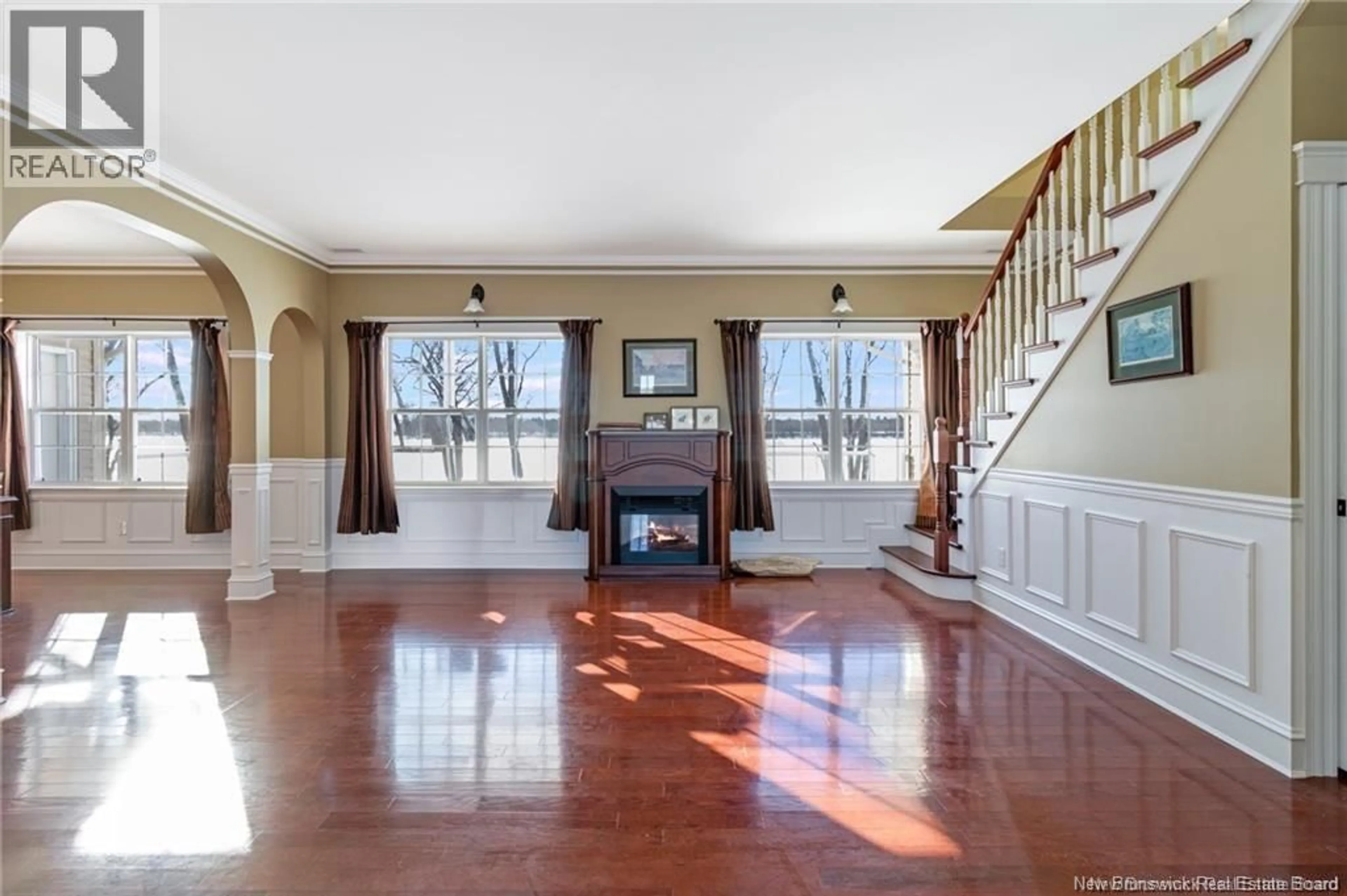 Indoor foyer for 354 ROUTE 105, Maugerville New Brunswick E3A8N6