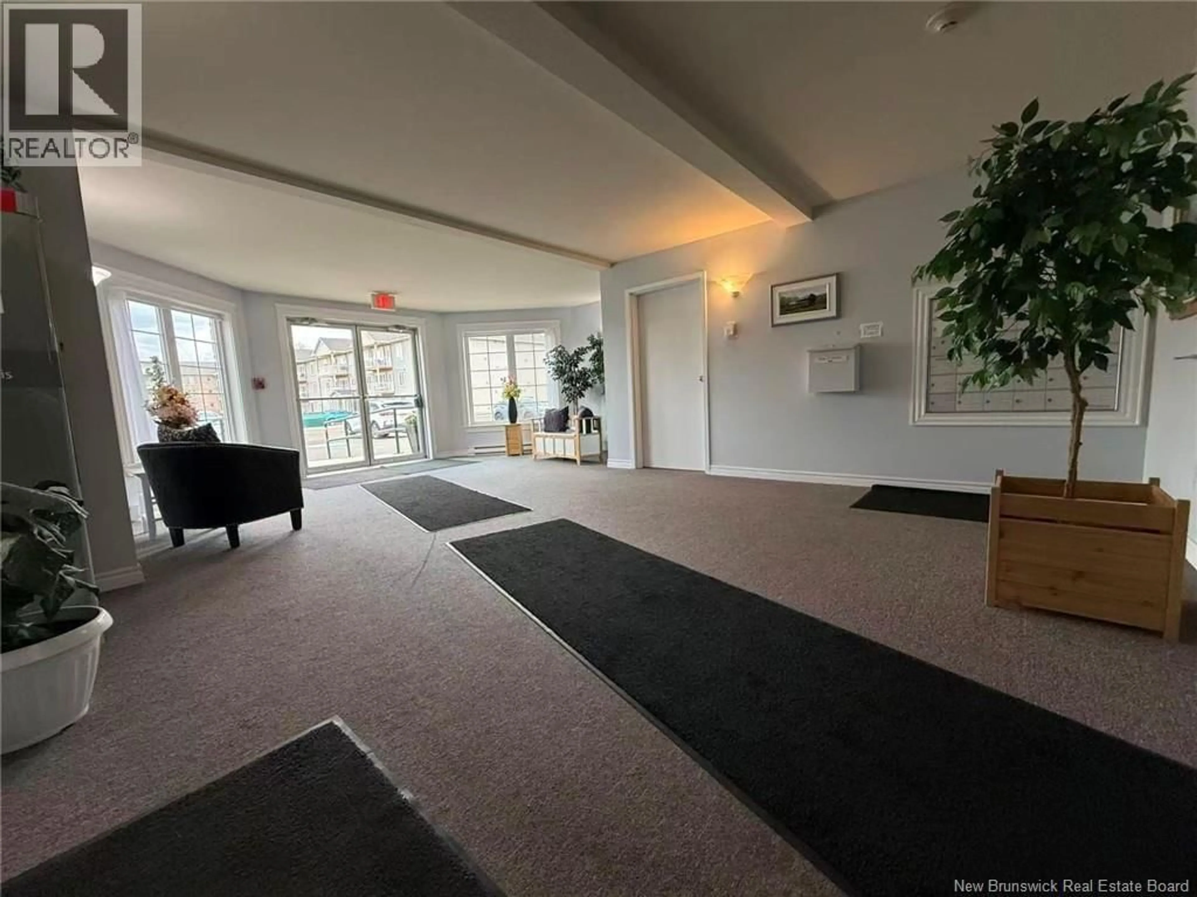 Indoor foyer for 223 - 130 LIAN STREET, Fredericton New Brunswick E3C0G4