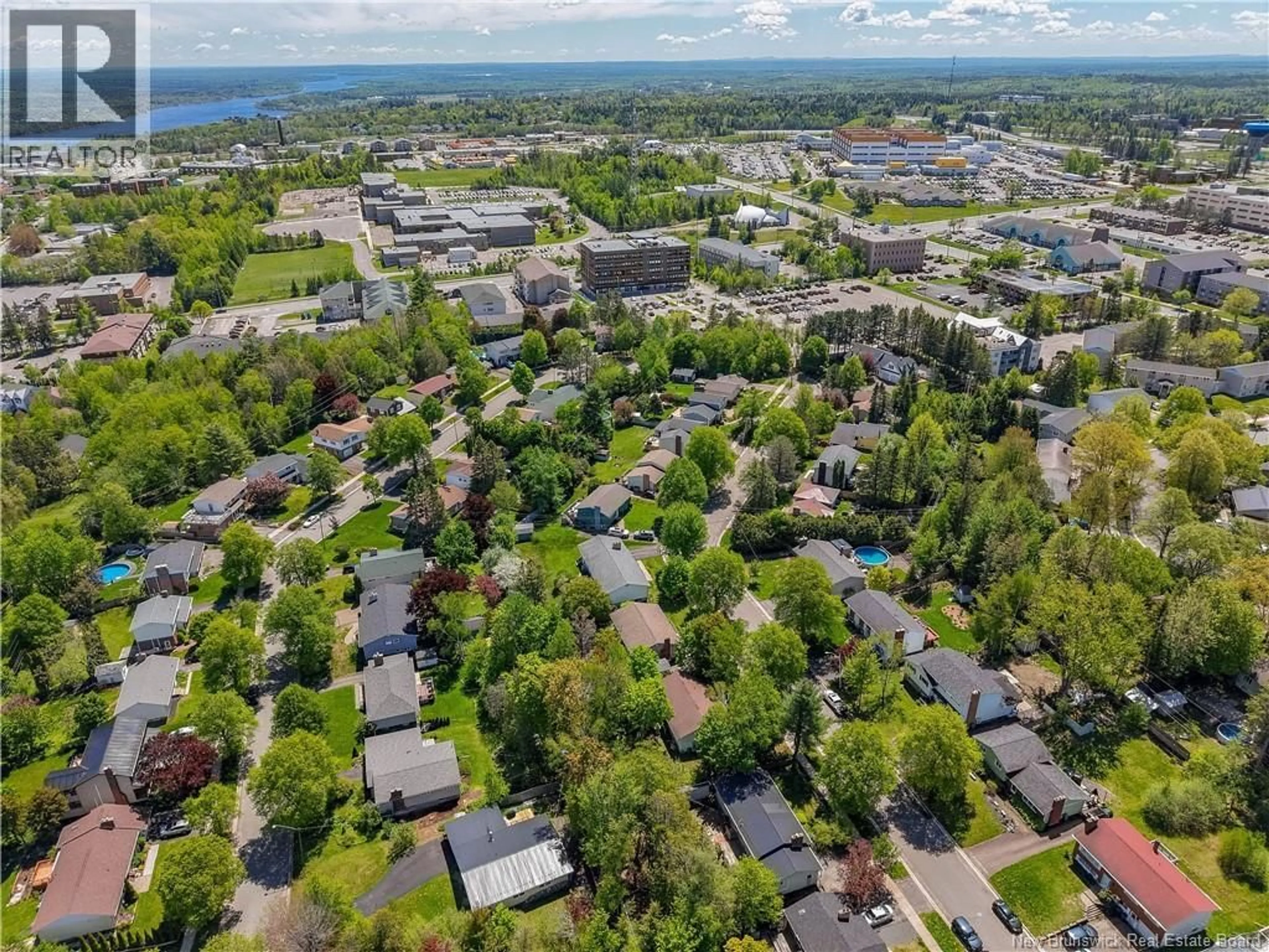 A pic from outside/outdoor area/front of a property/back of a property/a pic from drone, street for 427 DUFFERIN STREET, Fredericton New Brunswick E3B3A8