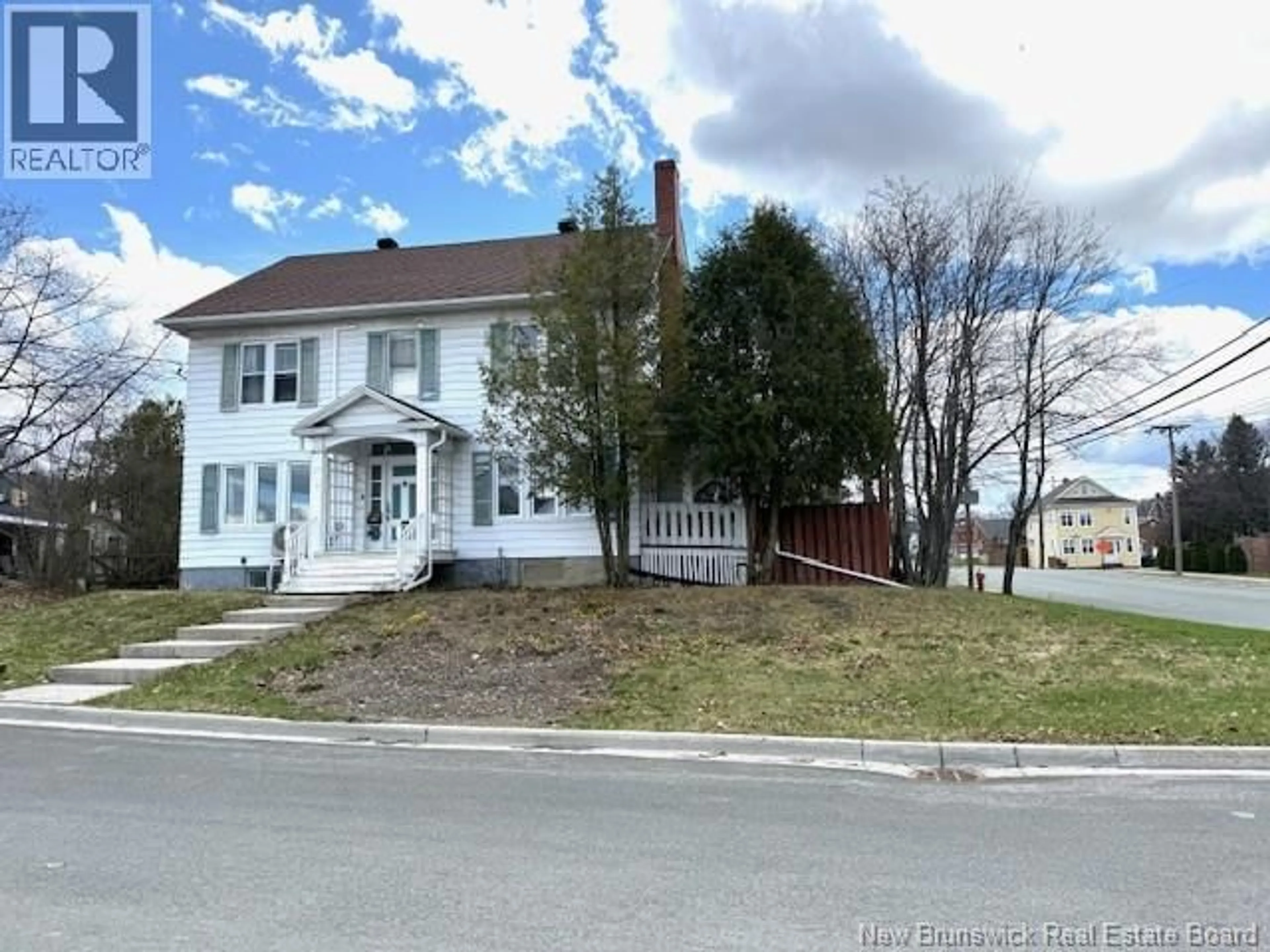 Unknown for 28 DUFFERIN STREET, Campbellton New Brunswick E3N2N2
