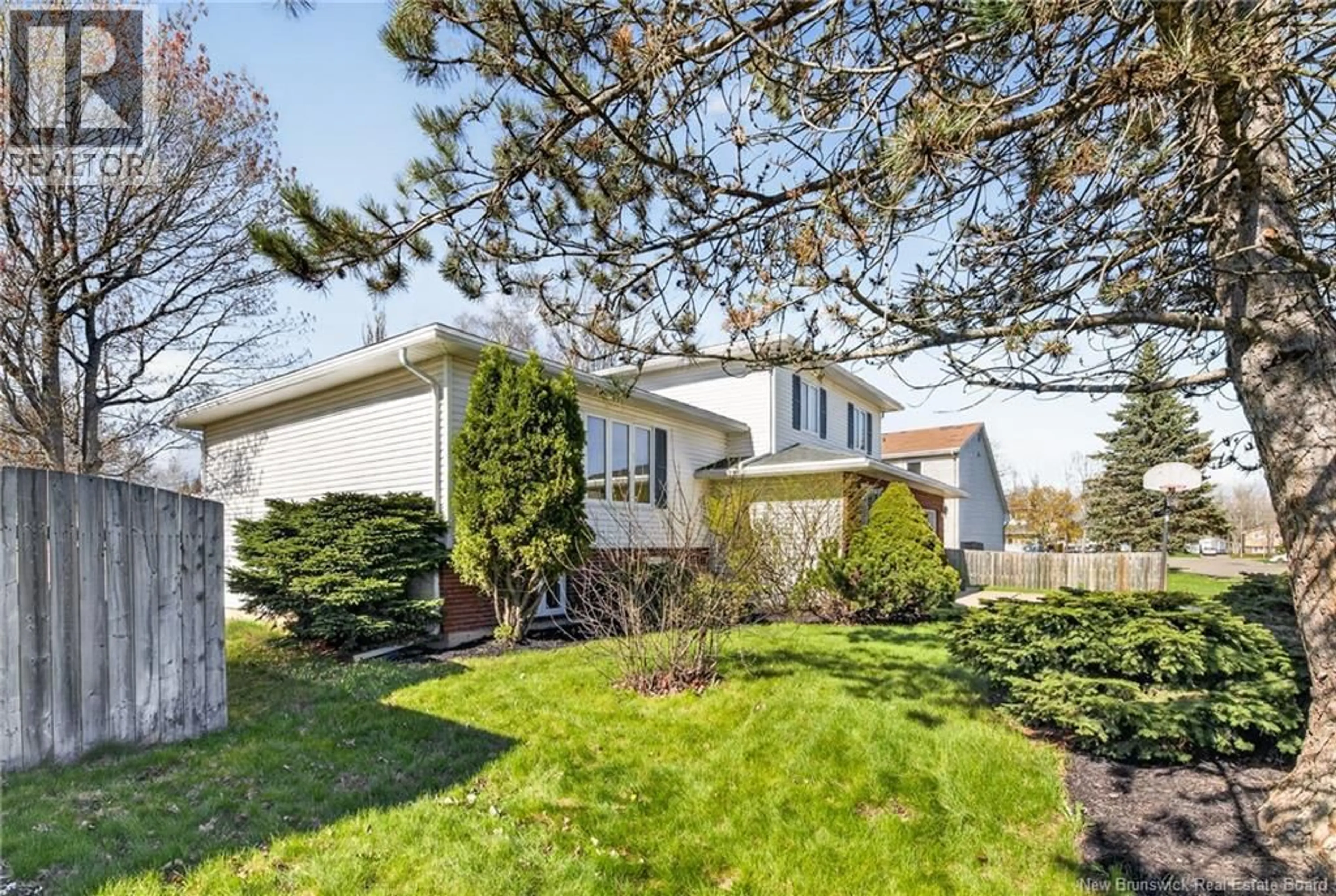 Unknown for 37 HUNTINGTON COURT, Moncton New Brunswick E1C9L2