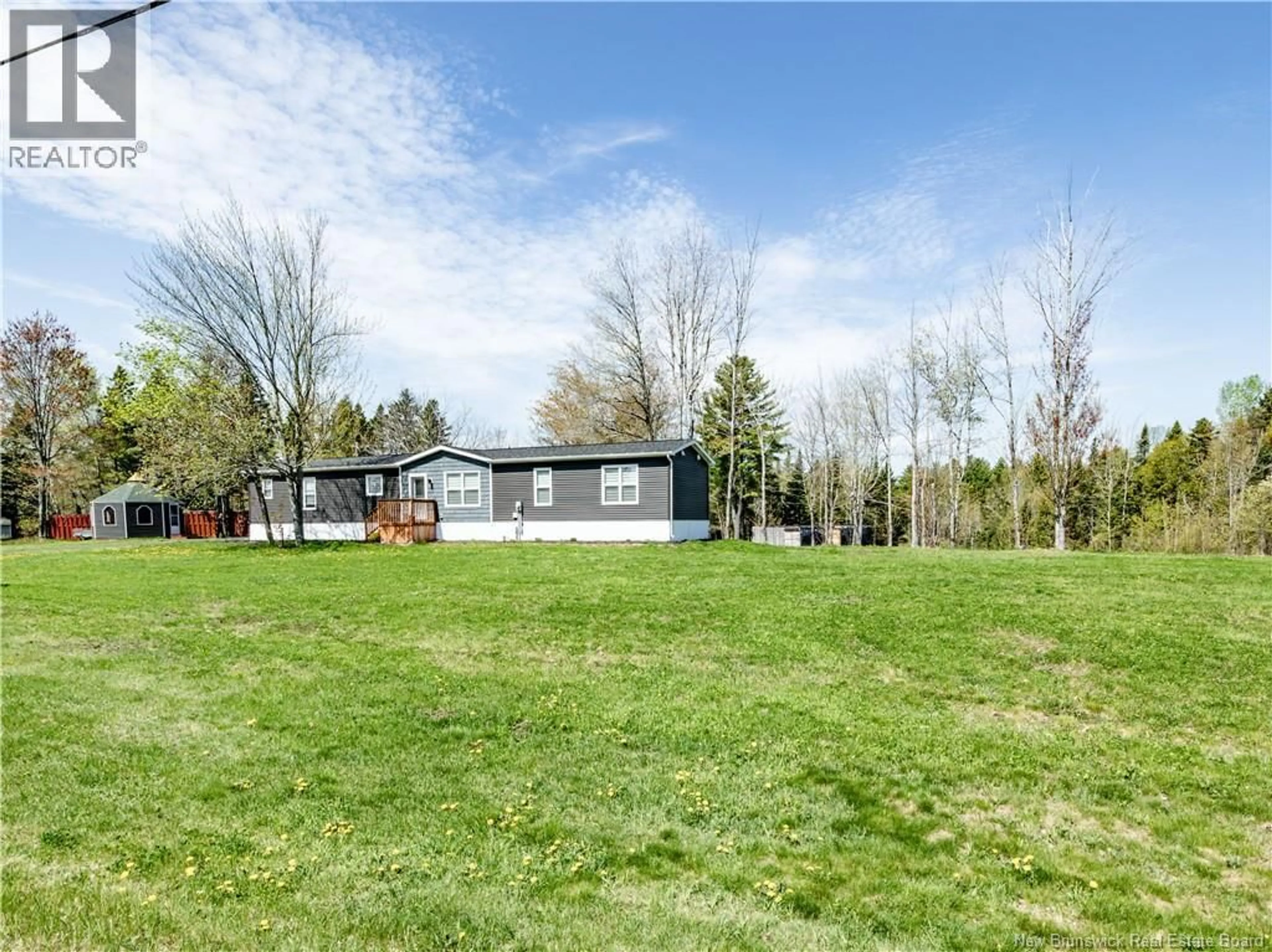 A pic from outside/outdoor area/front of a property/back of a property/a pic from drone, water/lake/river/ocean view for 900 SAINT-CHARLES NORD, Saint-Charles New Brunswick E4W4T3