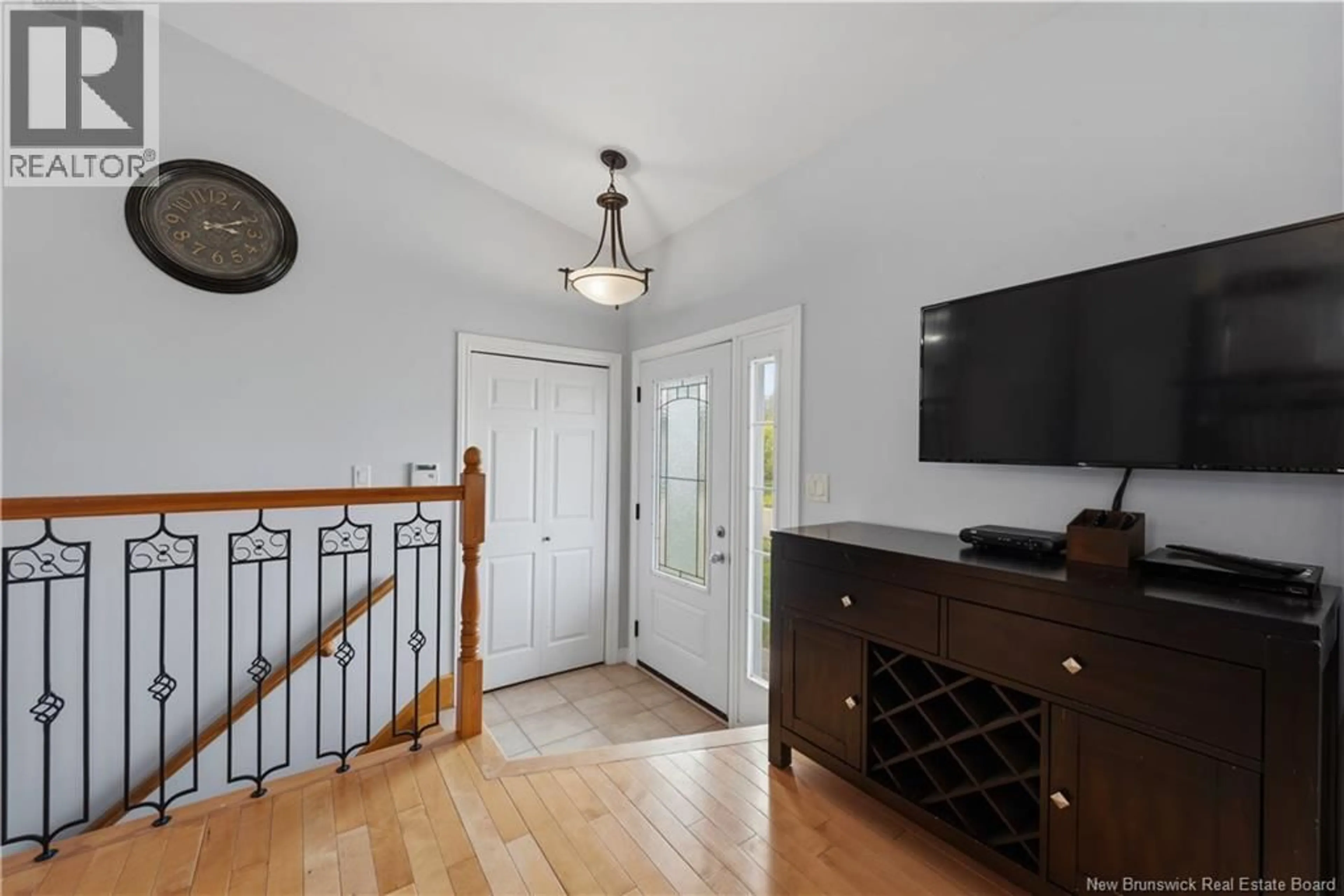 Indoor entryway for 123 FABIEN STREET, Dieppe New Brunswick E1A8S2