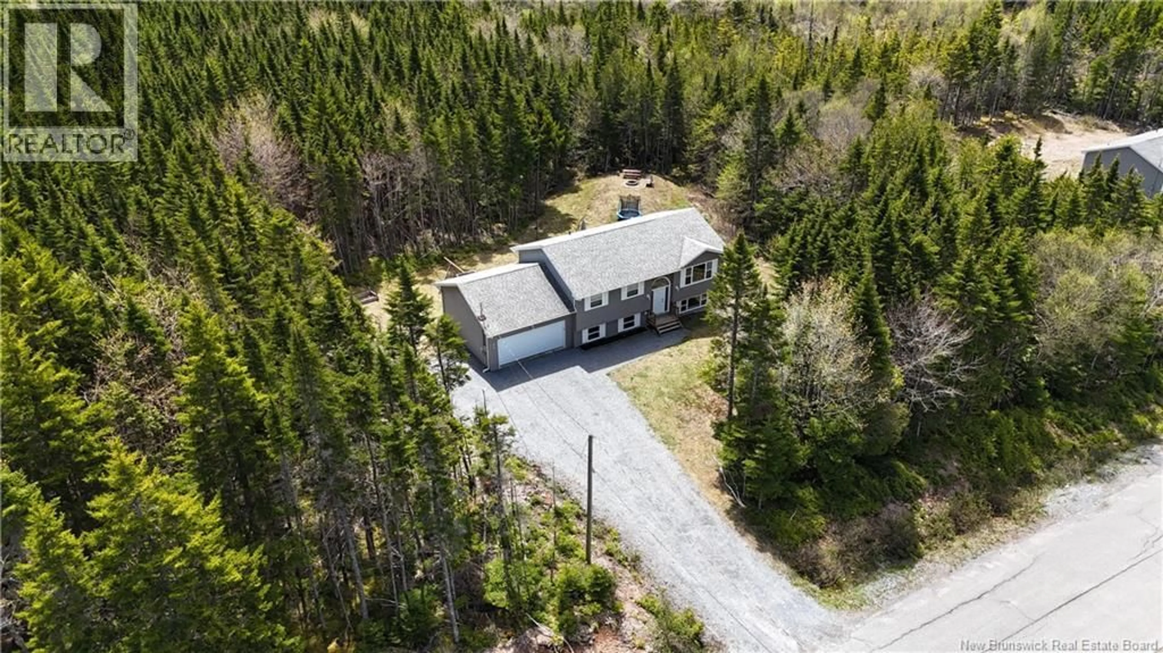 A pic from outside/outdoor area/front of a property/back of a property/a pic from drone, unknown for 50 KIMBERLY STREET, Saint John New Brunswick E2N0B3