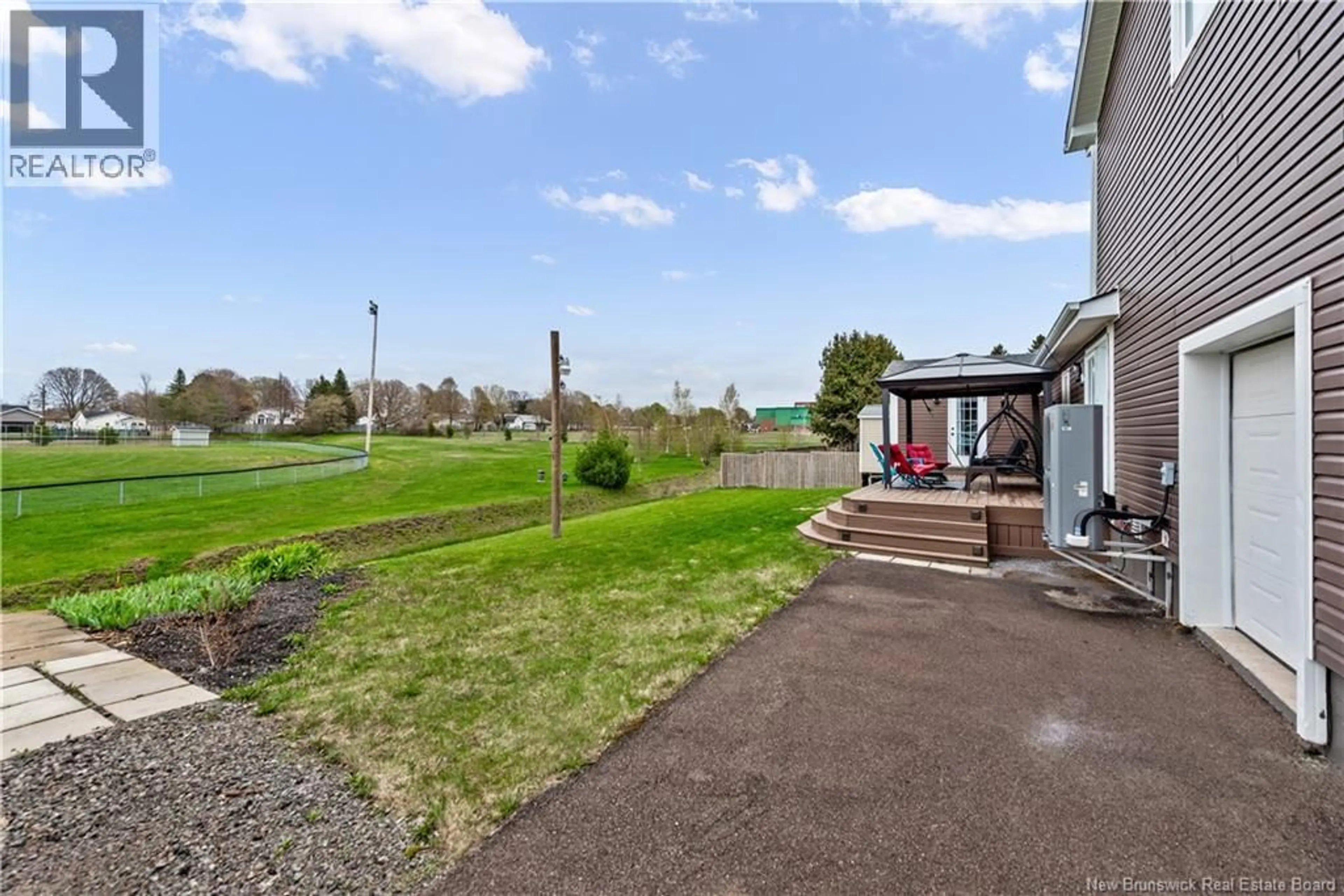 A pic from outside/outdoor area/front of a property/back of a property/a pic from drone, unknown for 116 BROWN STREET, Shediac New Brunswick E4P1J7