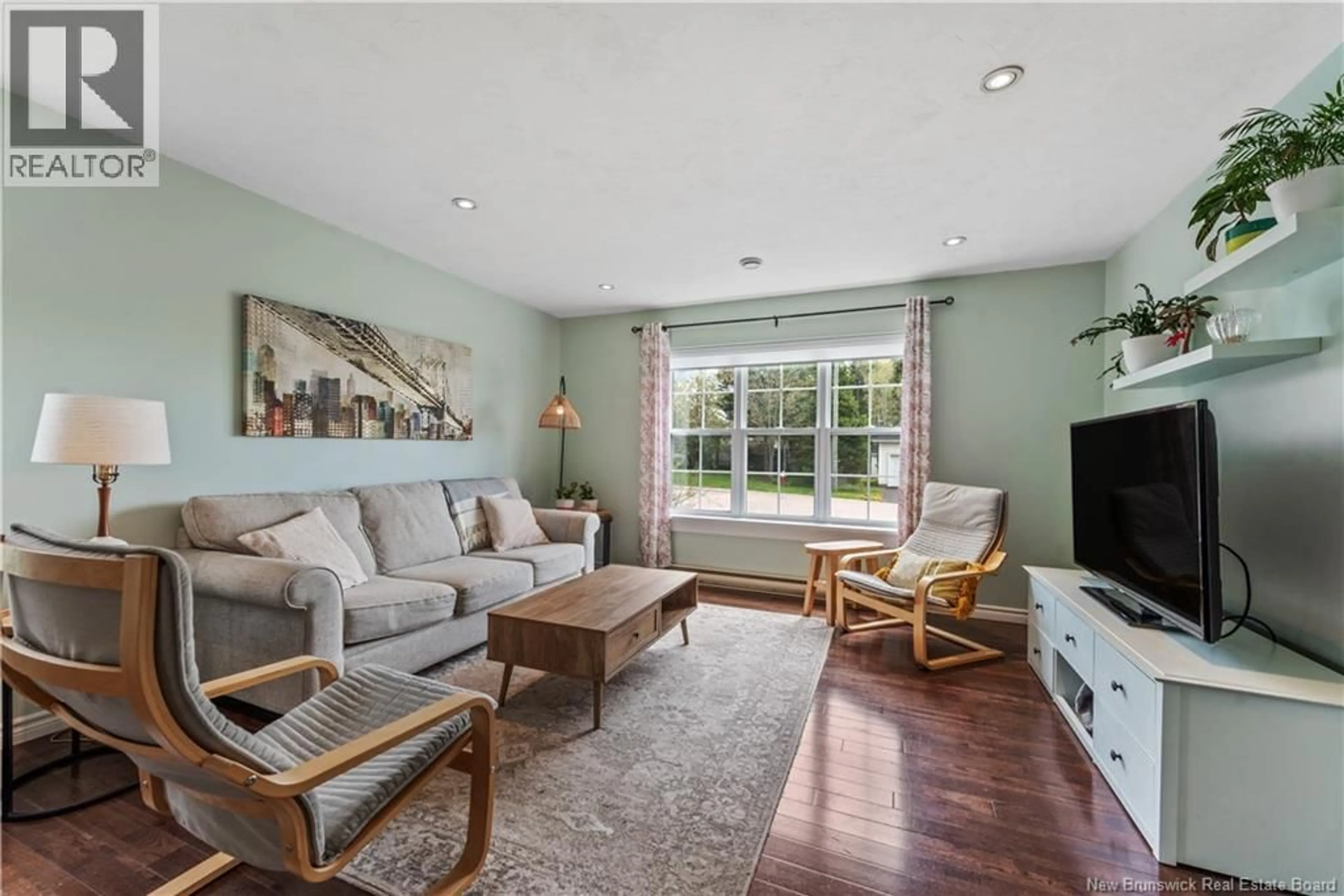 Living room with furniture, unknown for 392 MANDEVILLE, Dieppe New Brunswick E1A6V6