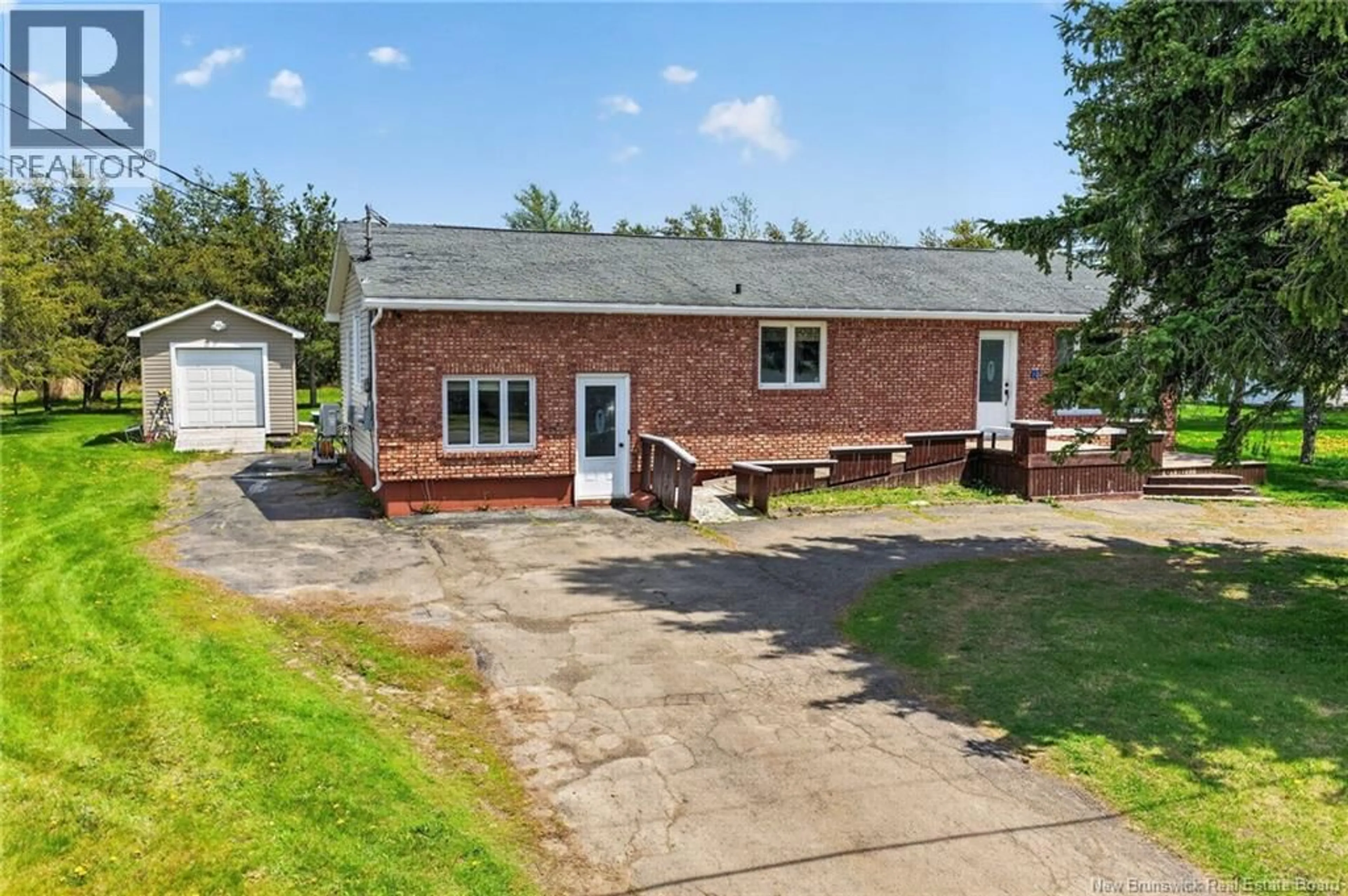 A pic from outside/outdoor area/front of a property/back of a property/a pic from drone, street for 10 CH DES ROCHES, Bouctouche New Brunswick E4S4M2