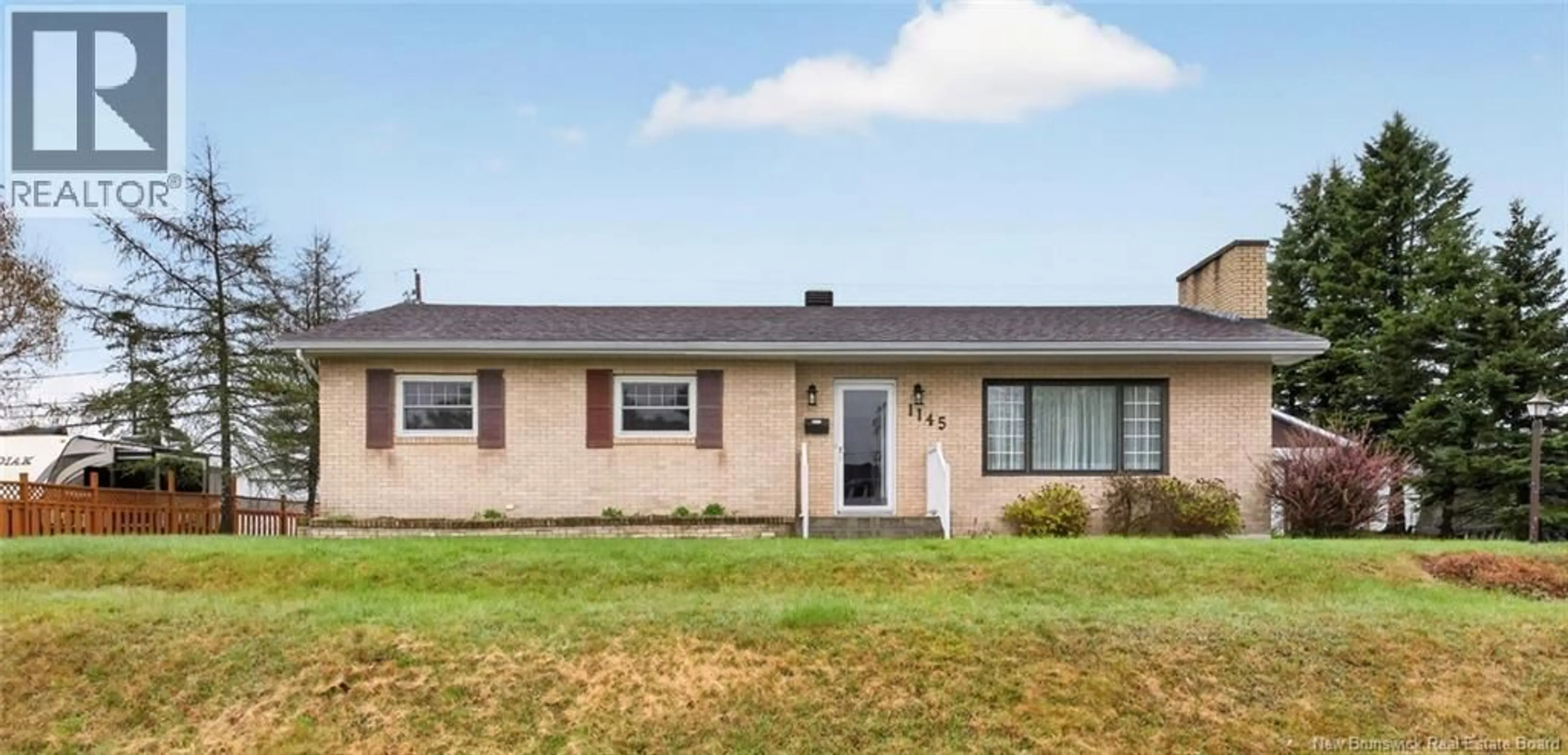 Home with vinyl exterior material, unknown for 1145 DANIEL DRIVE, Bathurst New Brunswick E2A3X6