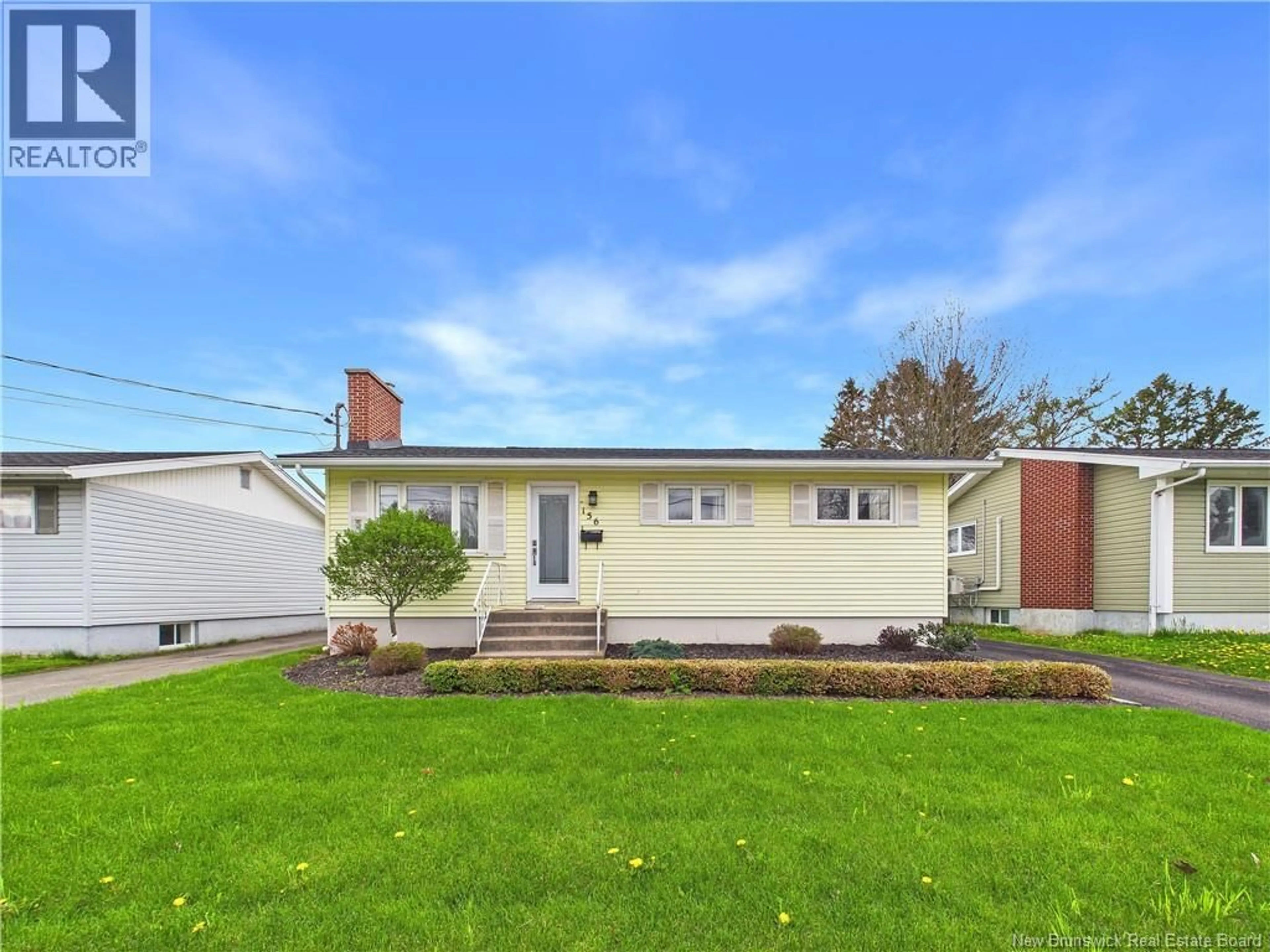 Home with vinyl exterior material, street for 156 SUMNER, Moncton New Brunswick E1C8A5