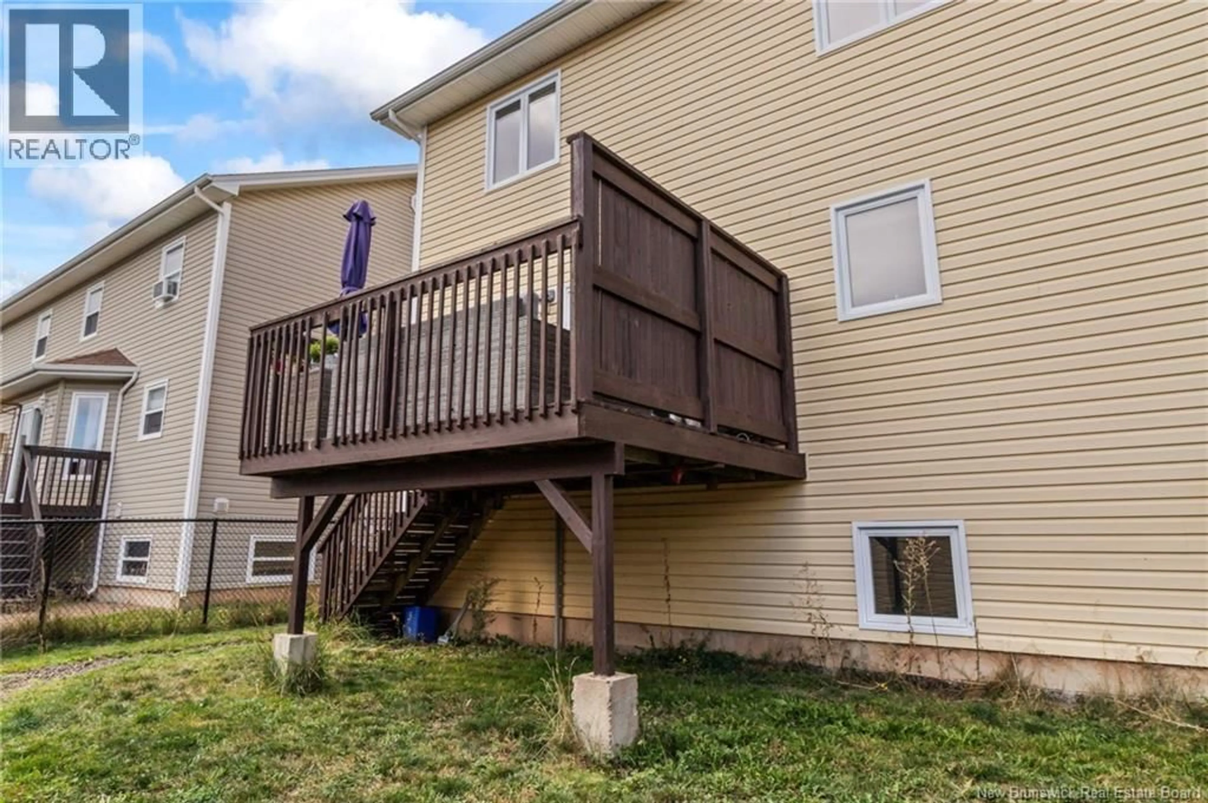 Patio, building for 69 BLANCHARD, Dieppe New Brunswick E1A0R8