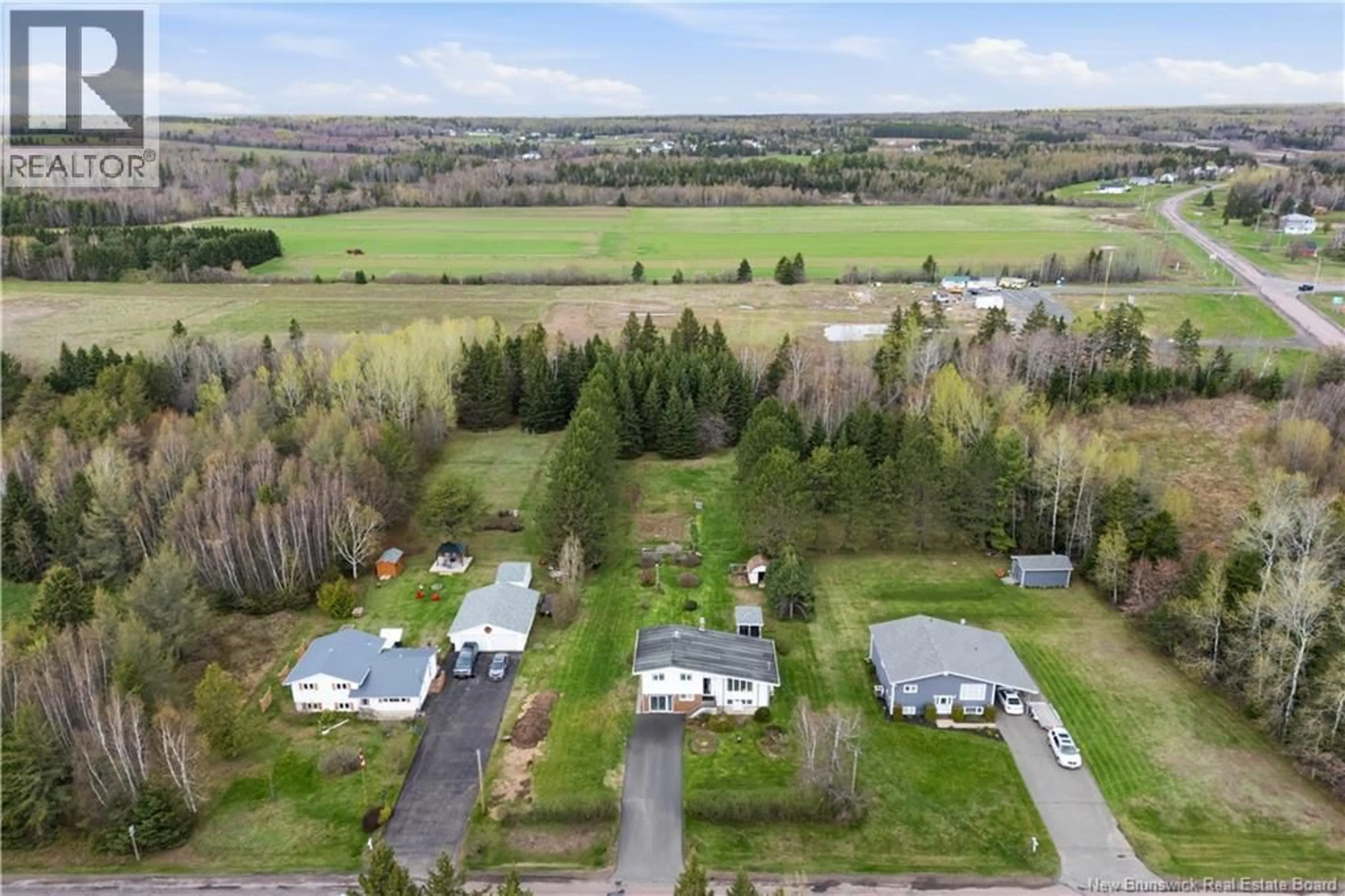 A pic from outside/outdoor area/front of a property/back of a property/a pic from drone, unknown for 1952 SHEDIAC RIVER ROAD, Shediac River New Brunswick E4R1X8