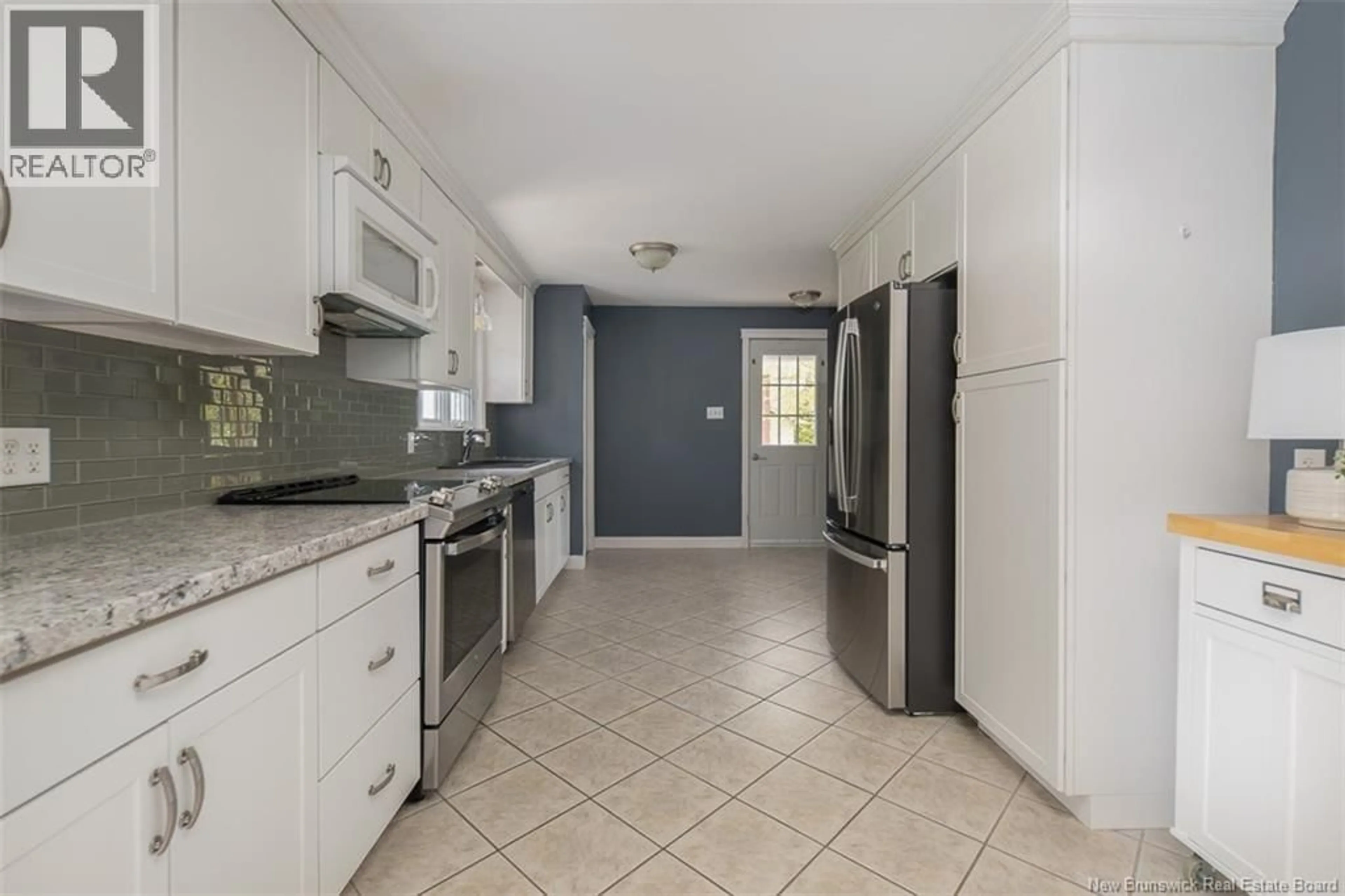 Standard kitchen, ceramic/tile floor for 122 BURPEE STREET, Fredericton New Brunswick E3A1M5
