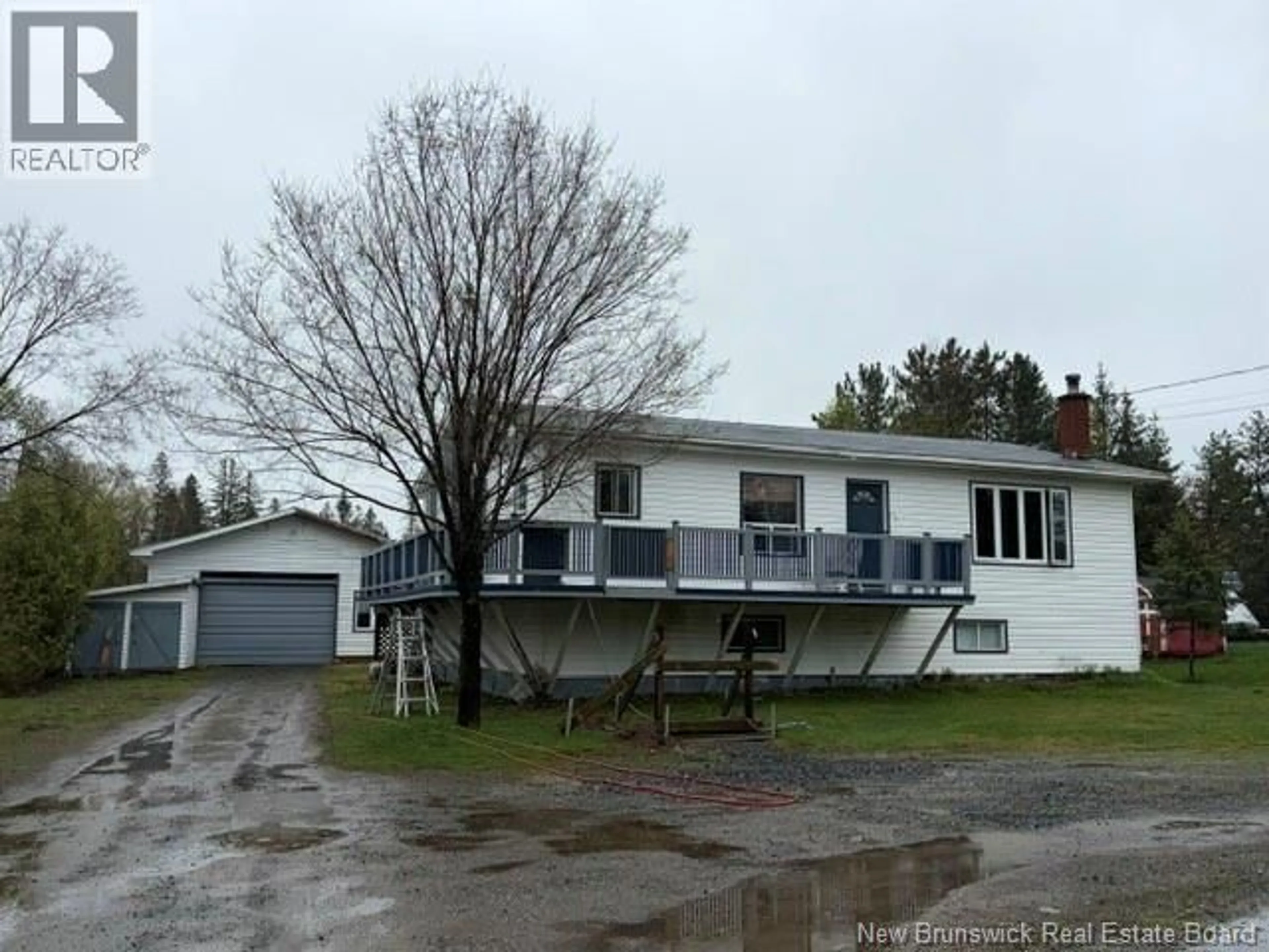 A pic from outside/outdoor area/front of a property/back of a property/a pic from drone, unknown for 2943 MIDDLE RIVER ROAD, Middle River New Brunswick E2A6X9