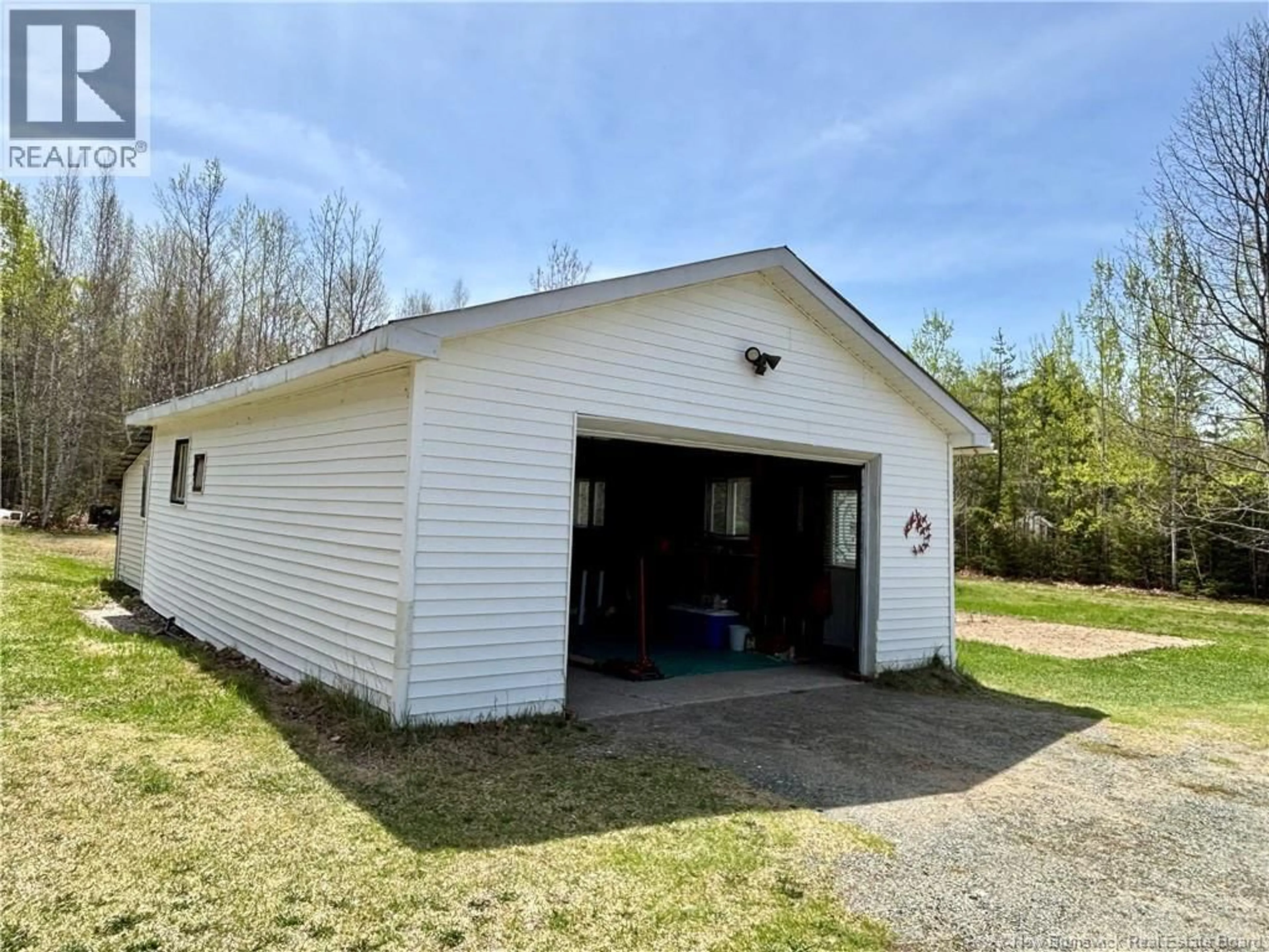 Indoor garage for 19 TELLY ROAD, Beaver Brook New Brunswick E1V4S9