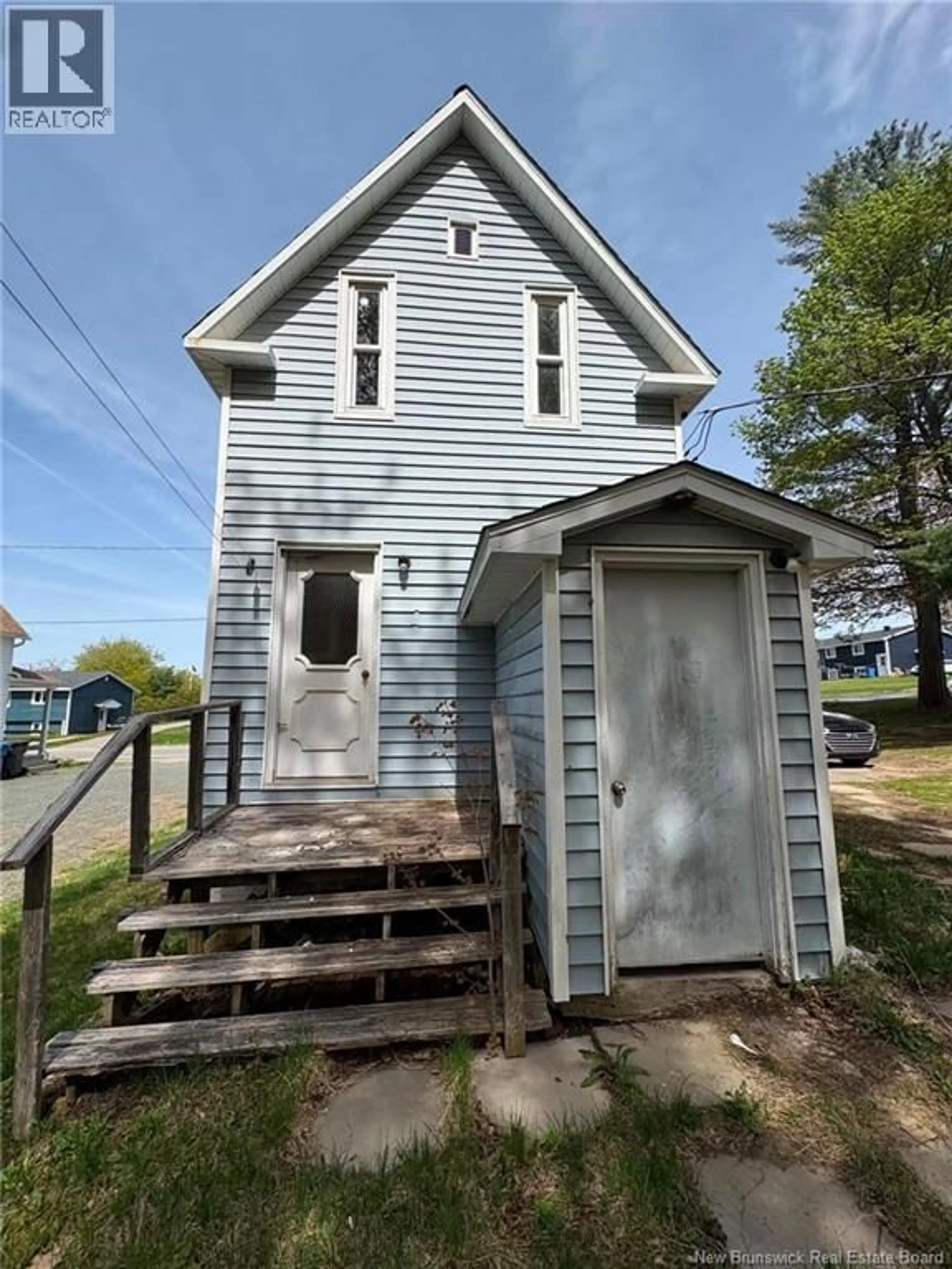 Unknown for 22 WARREN AVENUE, Miramichi New Brunswick E1N2J3