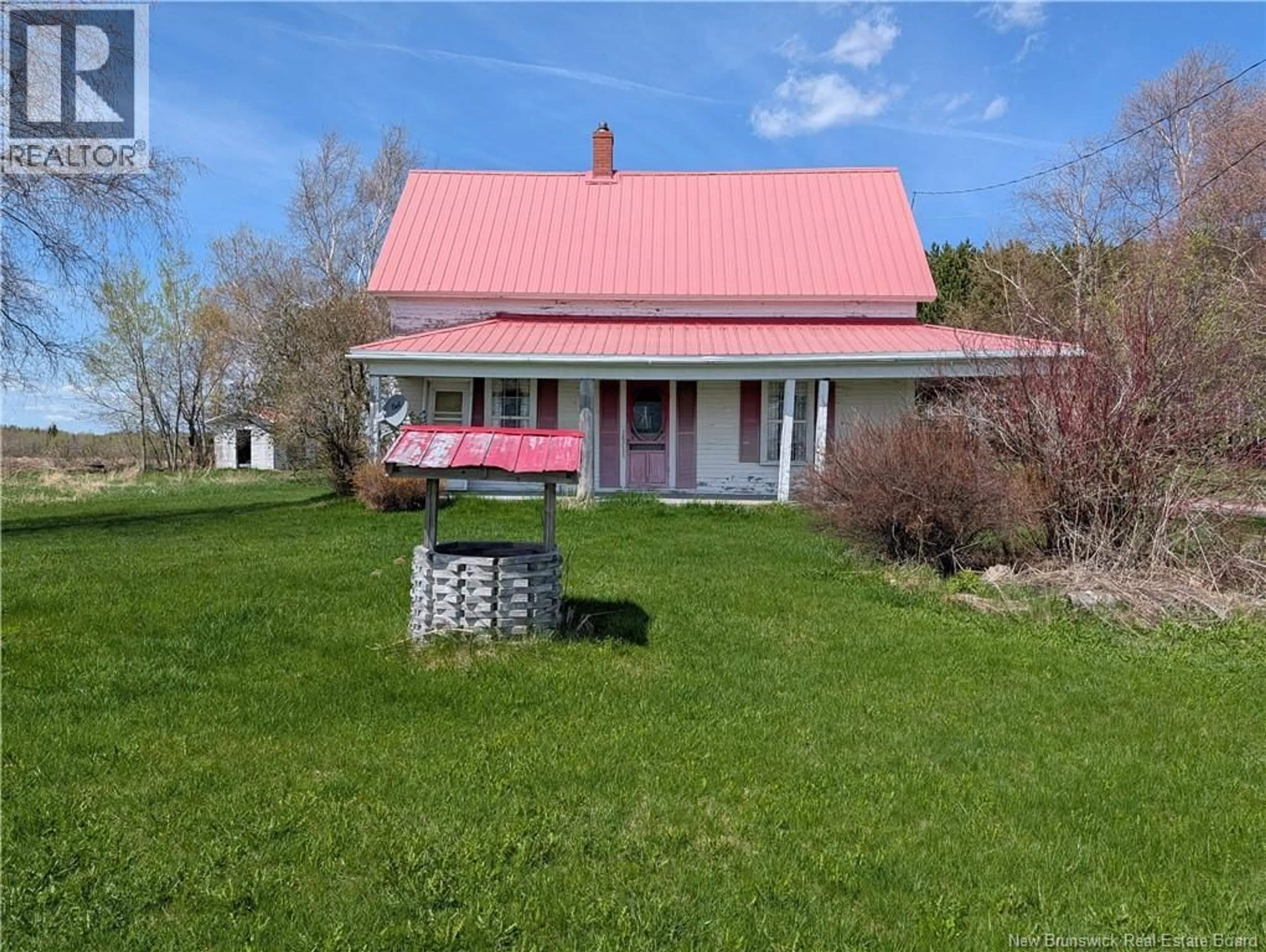 A pic from outside/outdoor area/front of a property/back of a property/a pic from drone, building for 465 ROUTE 375, DSL de Grand-Sault/Falls New Brunswick E3Z1Z2