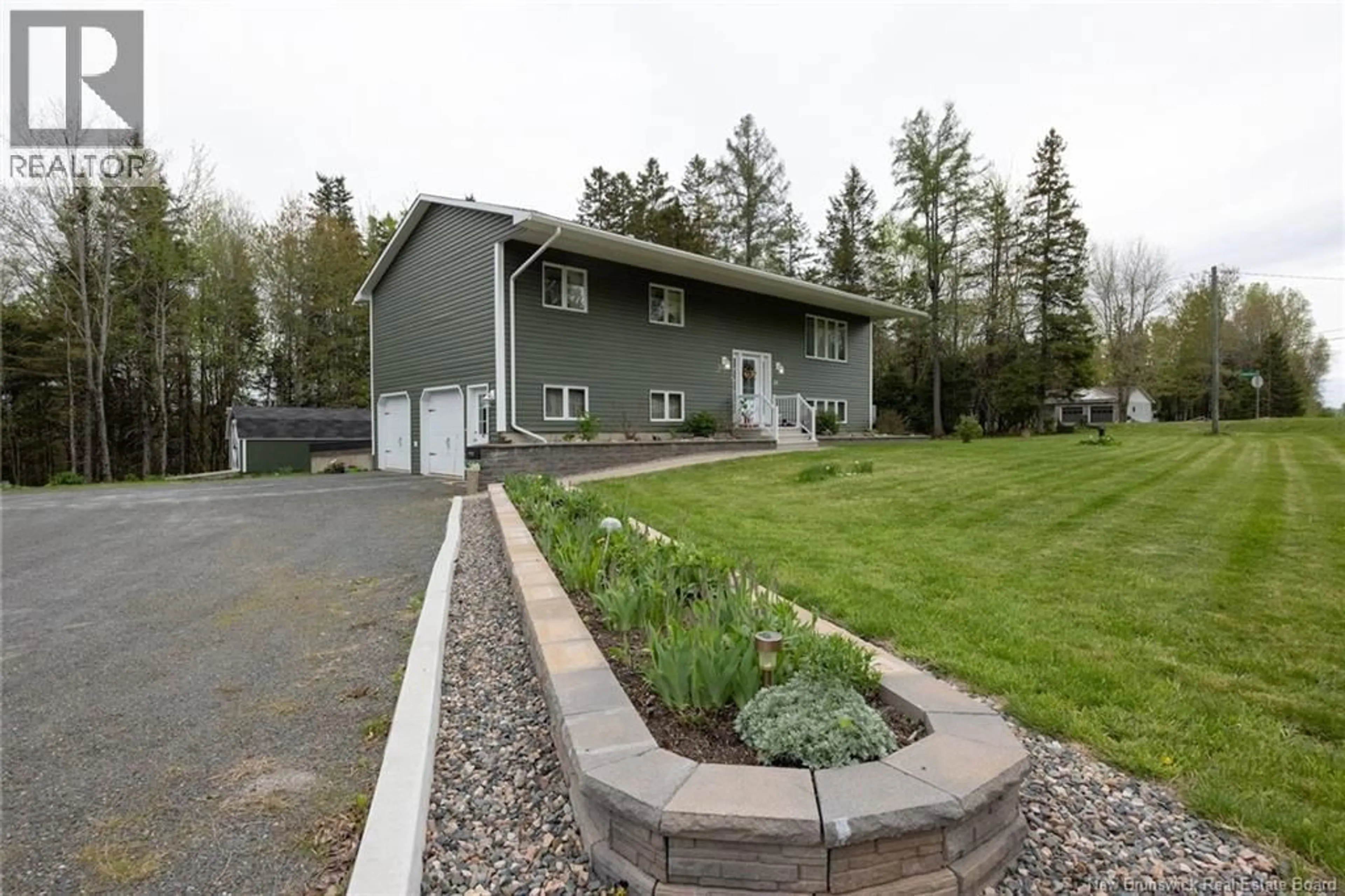 Unknown for 39 GARDEN GROVE STREET, Lincoln New Brunswick E3B7G8