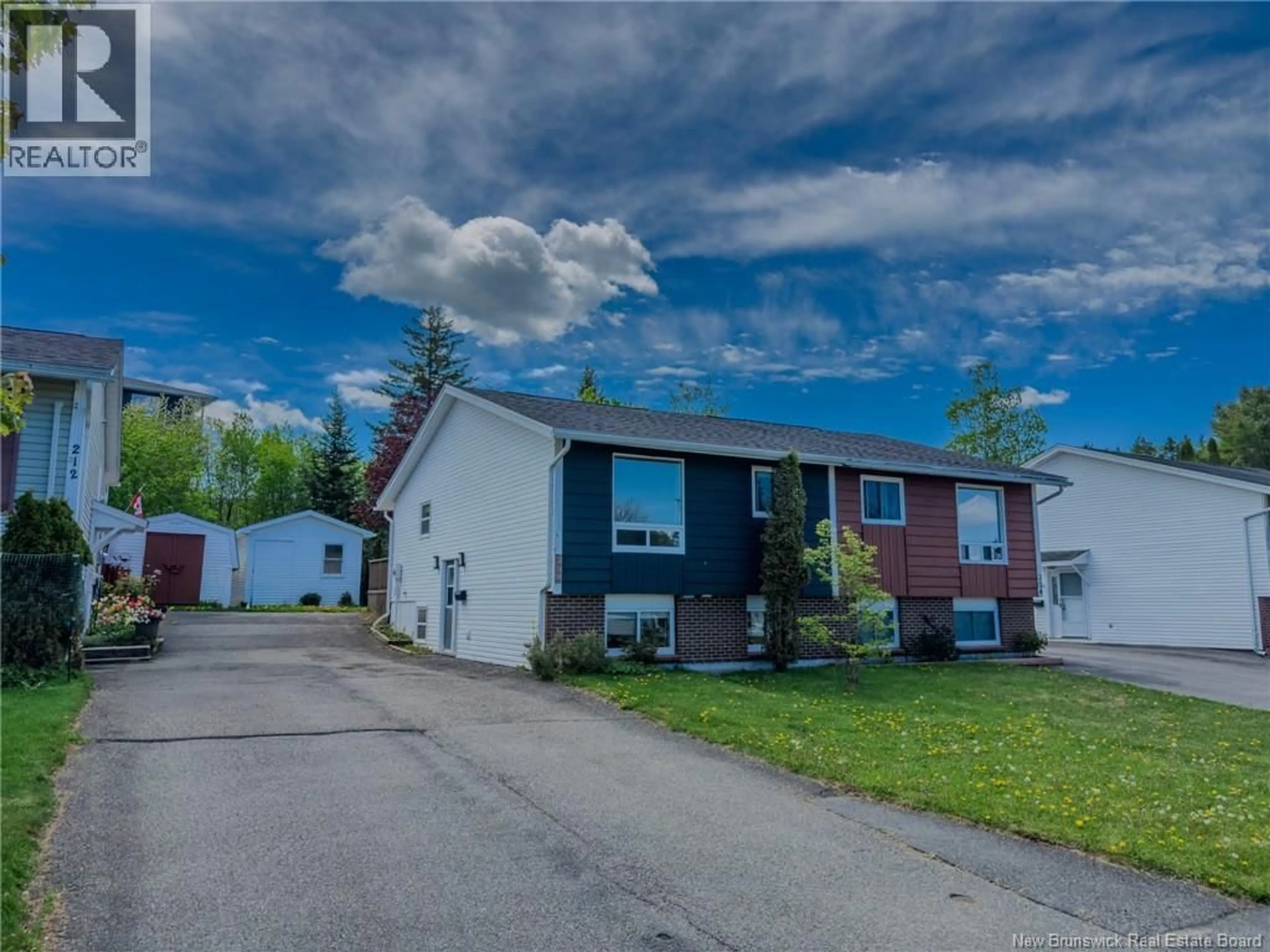 A pic from outside/outdoor area/front of a property/back of a property/a pic from drone, street for 208 BOYANER CRESCENT, Saint John New Brunswick E2J4C4