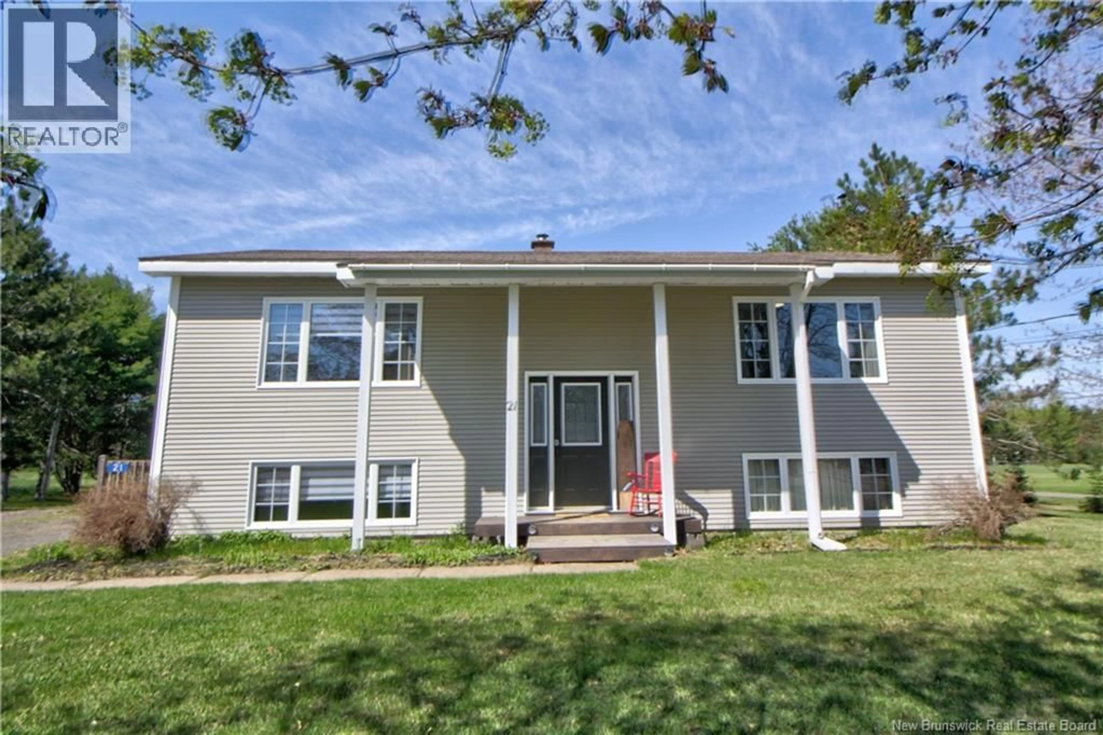 Home with vinyl exterior material, unknown for 21 HUTCHINSON LANE, Rexton New Brunswick E4W1Y8
