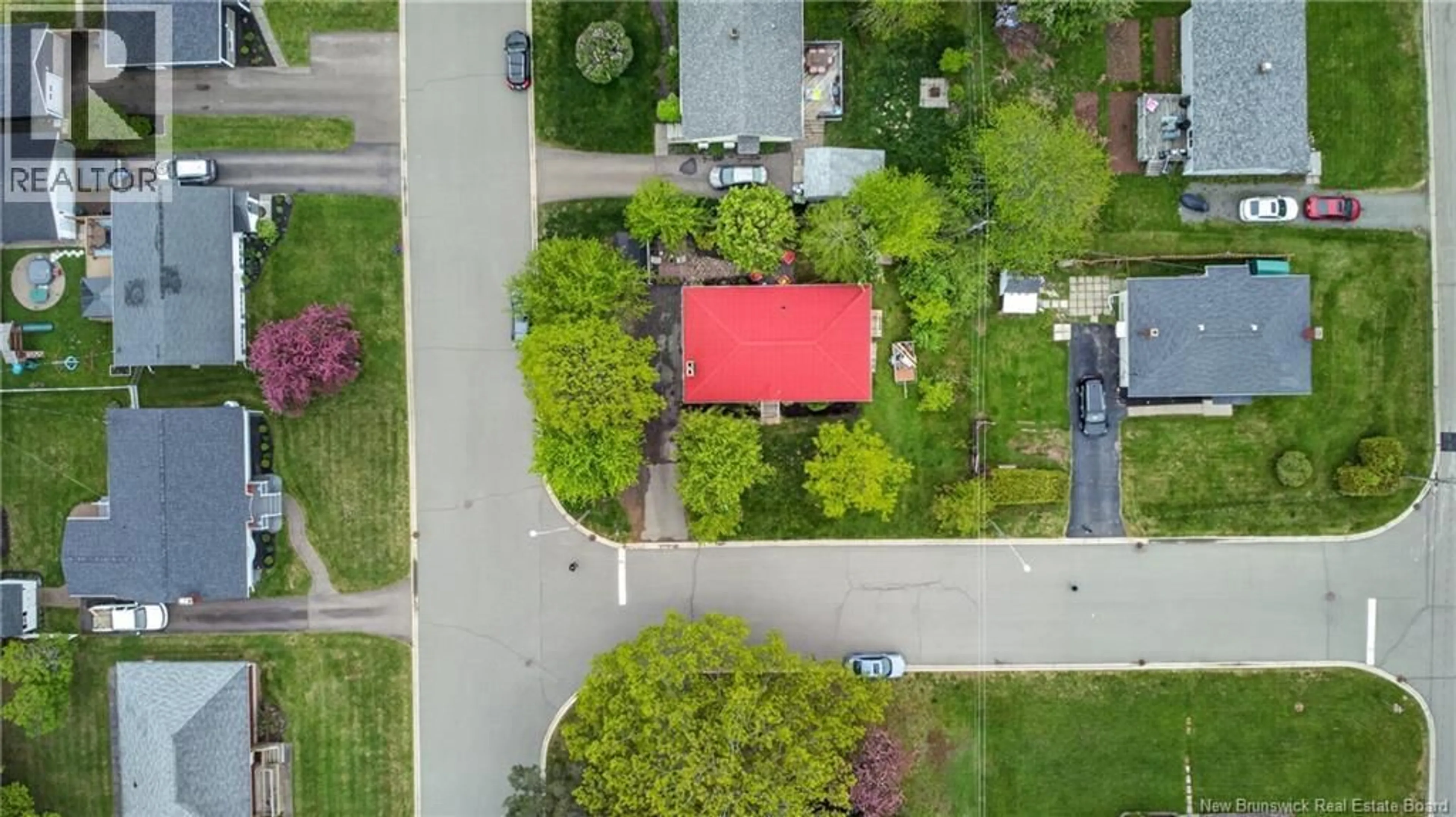 A pic from outside/outdoor area/front of a property/back of a property/a pic from drone, street for 305 TODD STREET, Riverview New Brunswick E1B2S9